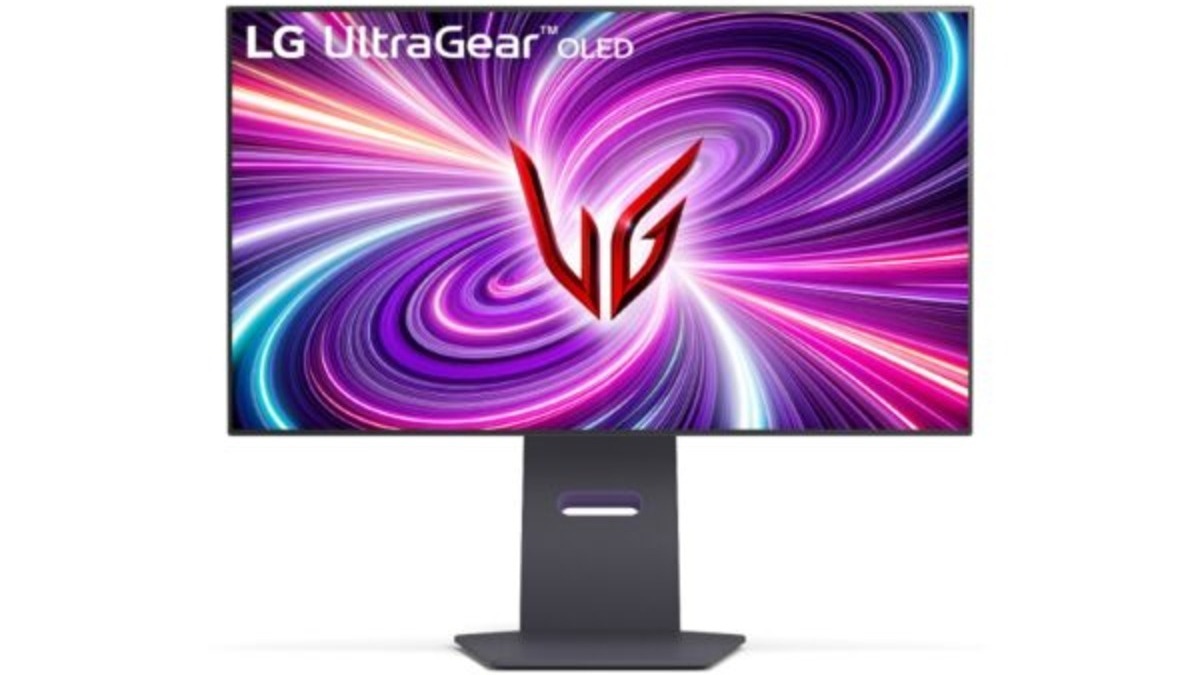 LG UltraGear 32 inch gaming monitor