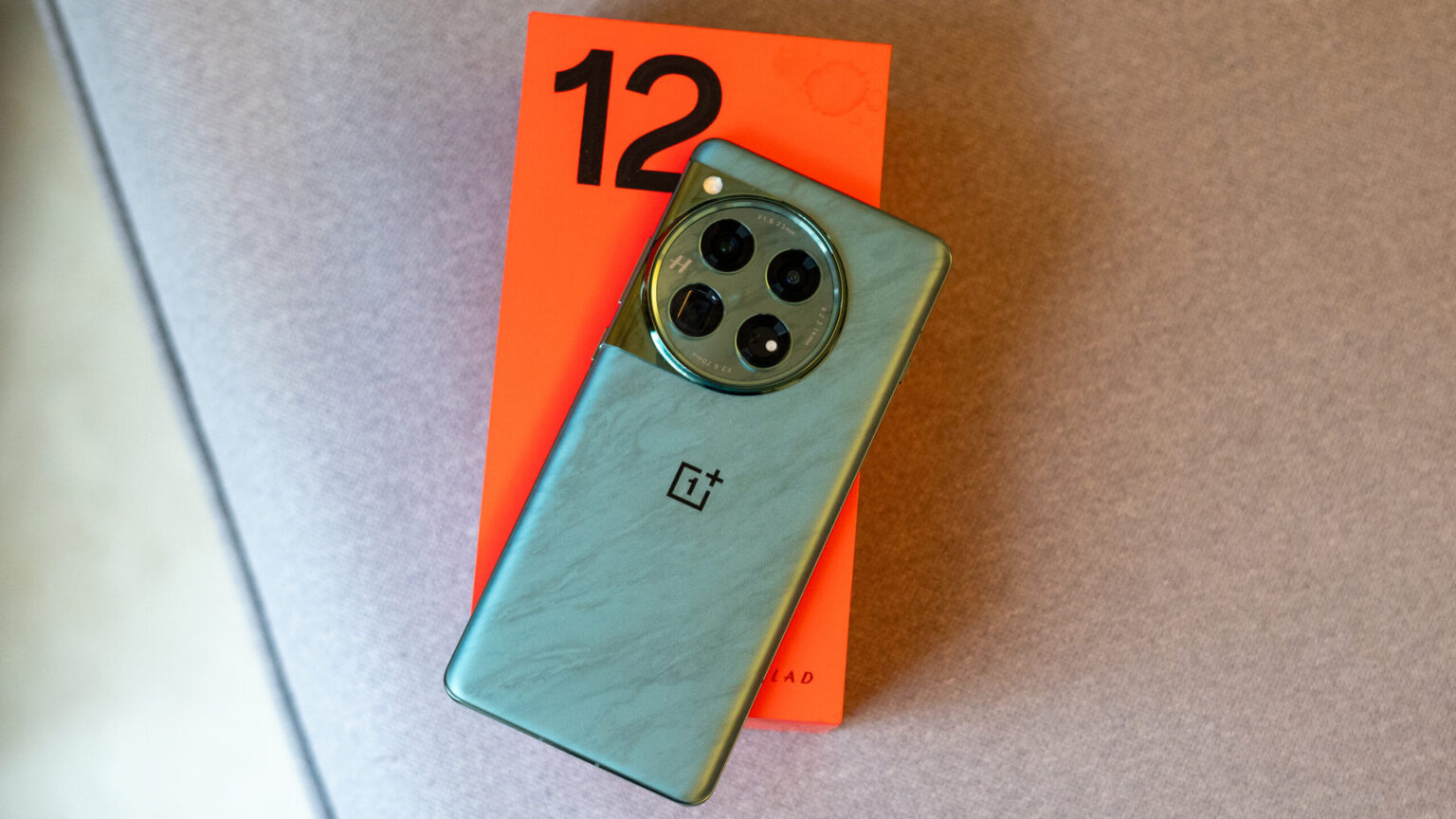 OnePlus 12 vs Google Pixel 8: Which affordable flagship should you buy?