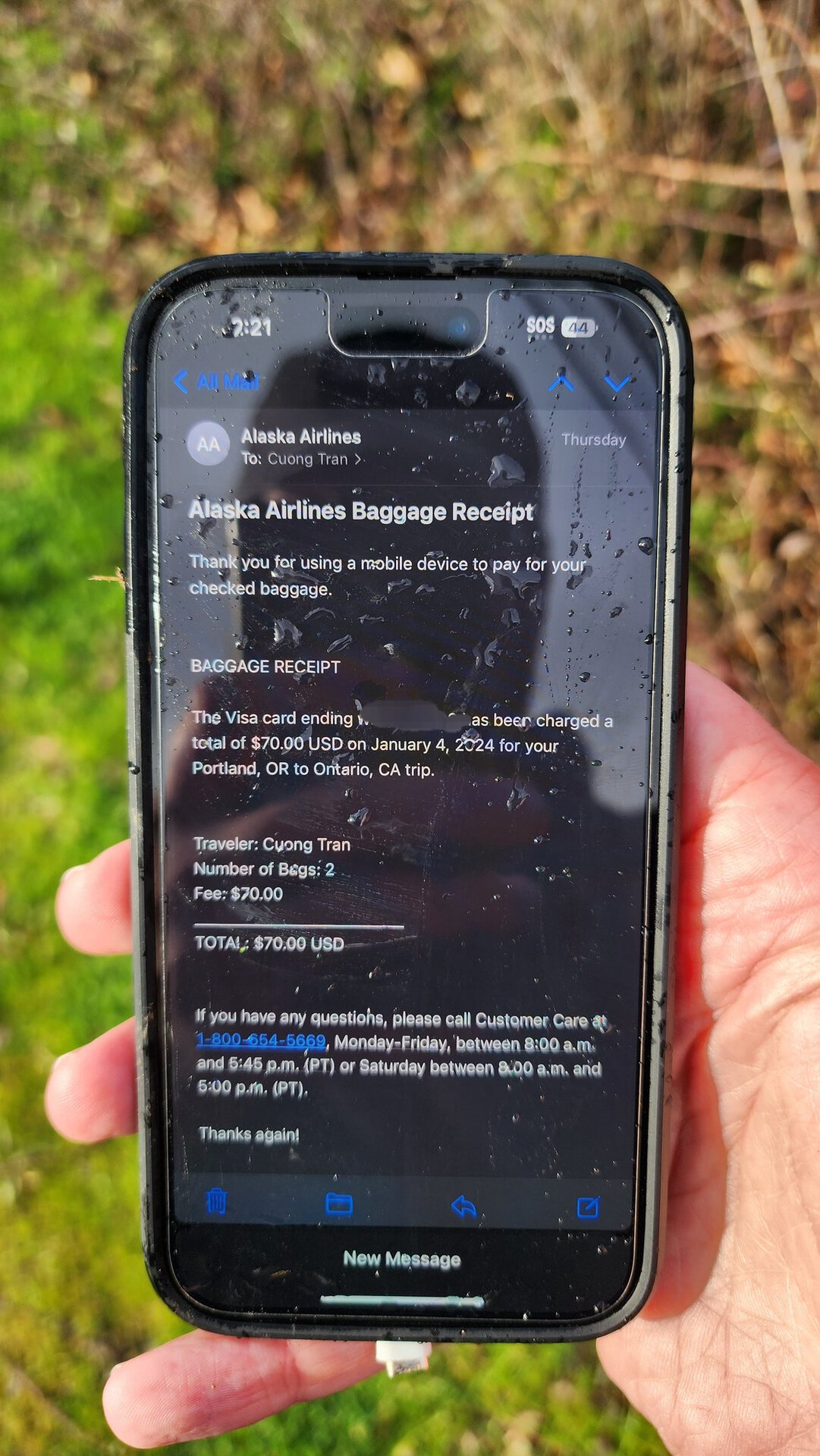 Sean Bates iPhone Alaskan Airlines 737 Max