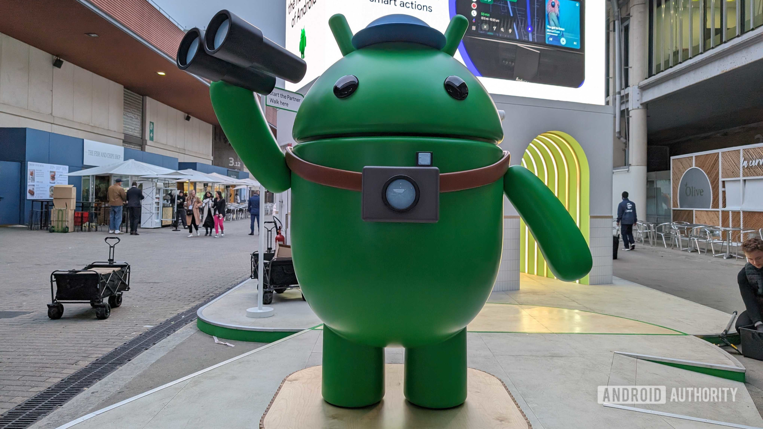 Android statue at MWC 2024