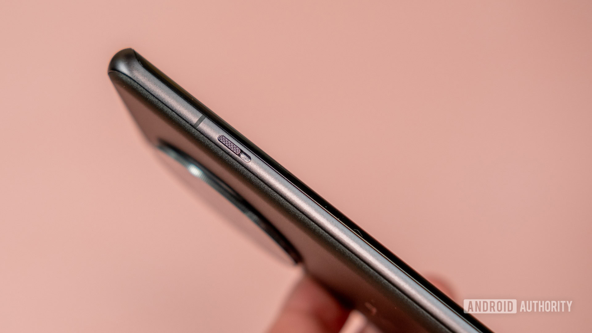 OnePlus 12R alert slider
