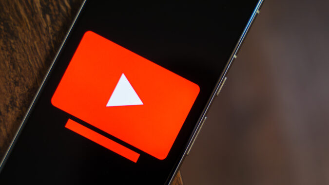 YouTube confirms Android app bug affecting navigation bar - Android ...