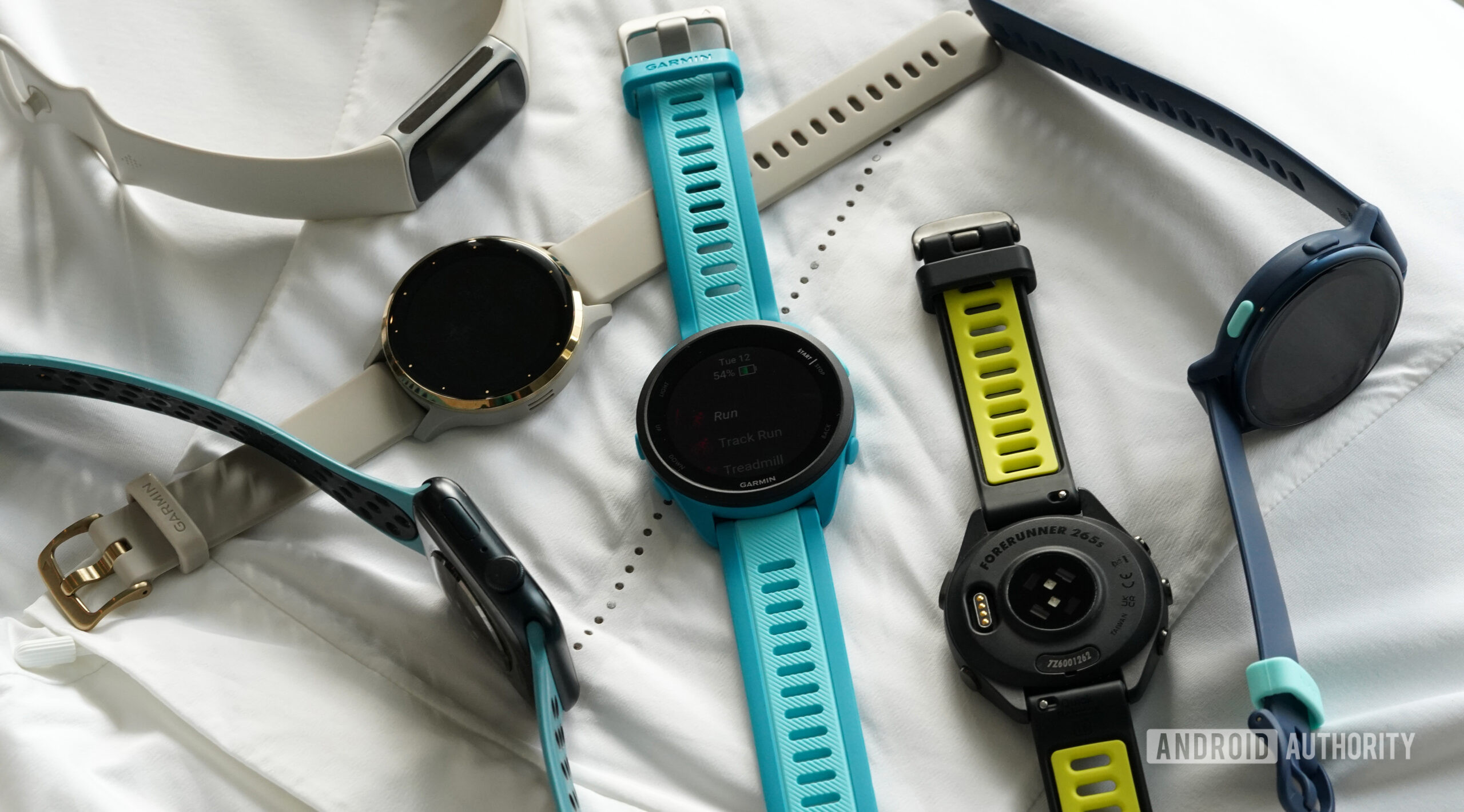 A Garmin Forerunner 165 rest among some of the top alternatives from the market.