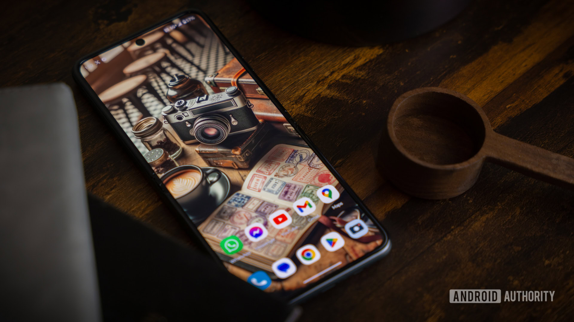 Travel wallpaper on smartphone Travel wallpaper on smartphone