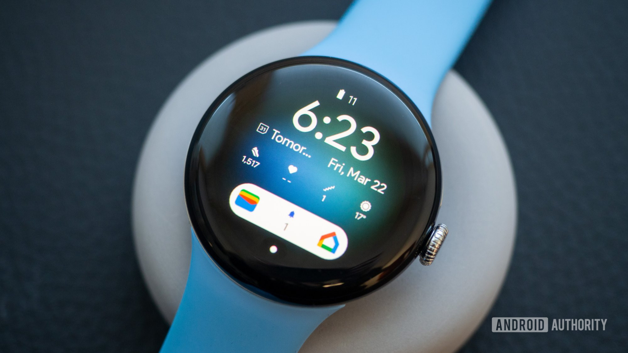 Record 49% price drop on the Google Pixel Watch