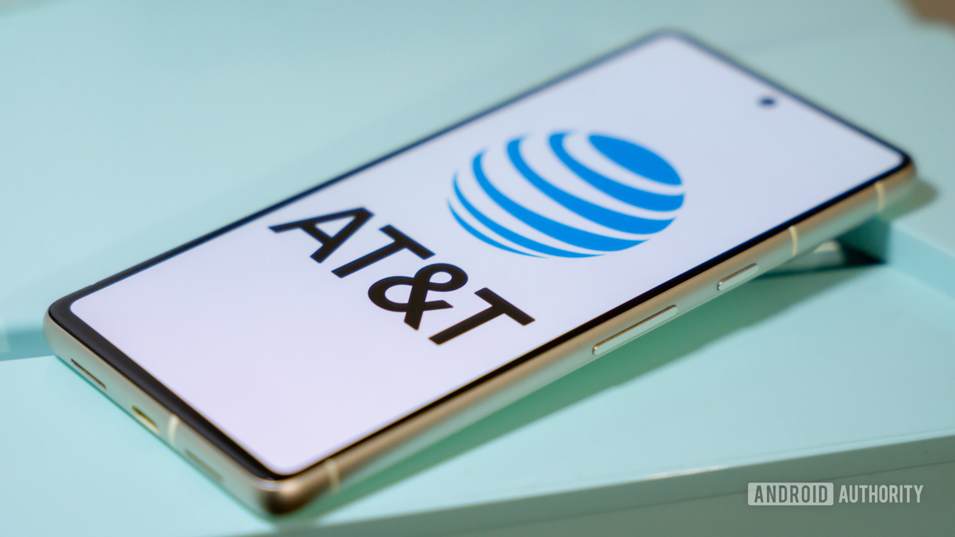 AT&T logo on smartphone (2)