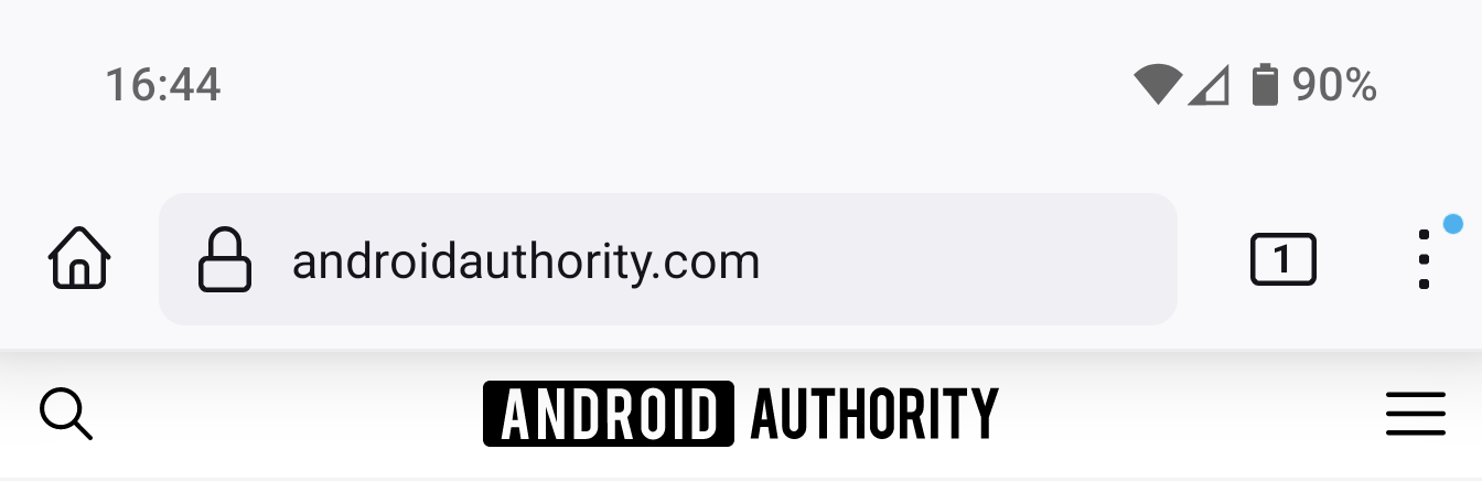 Ikony na pasku stanu starego Androida 15 są podświetlone
