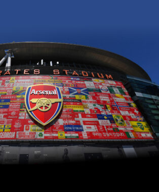 New Pixel wallpapers for football fans leak (APK teardown) - Android