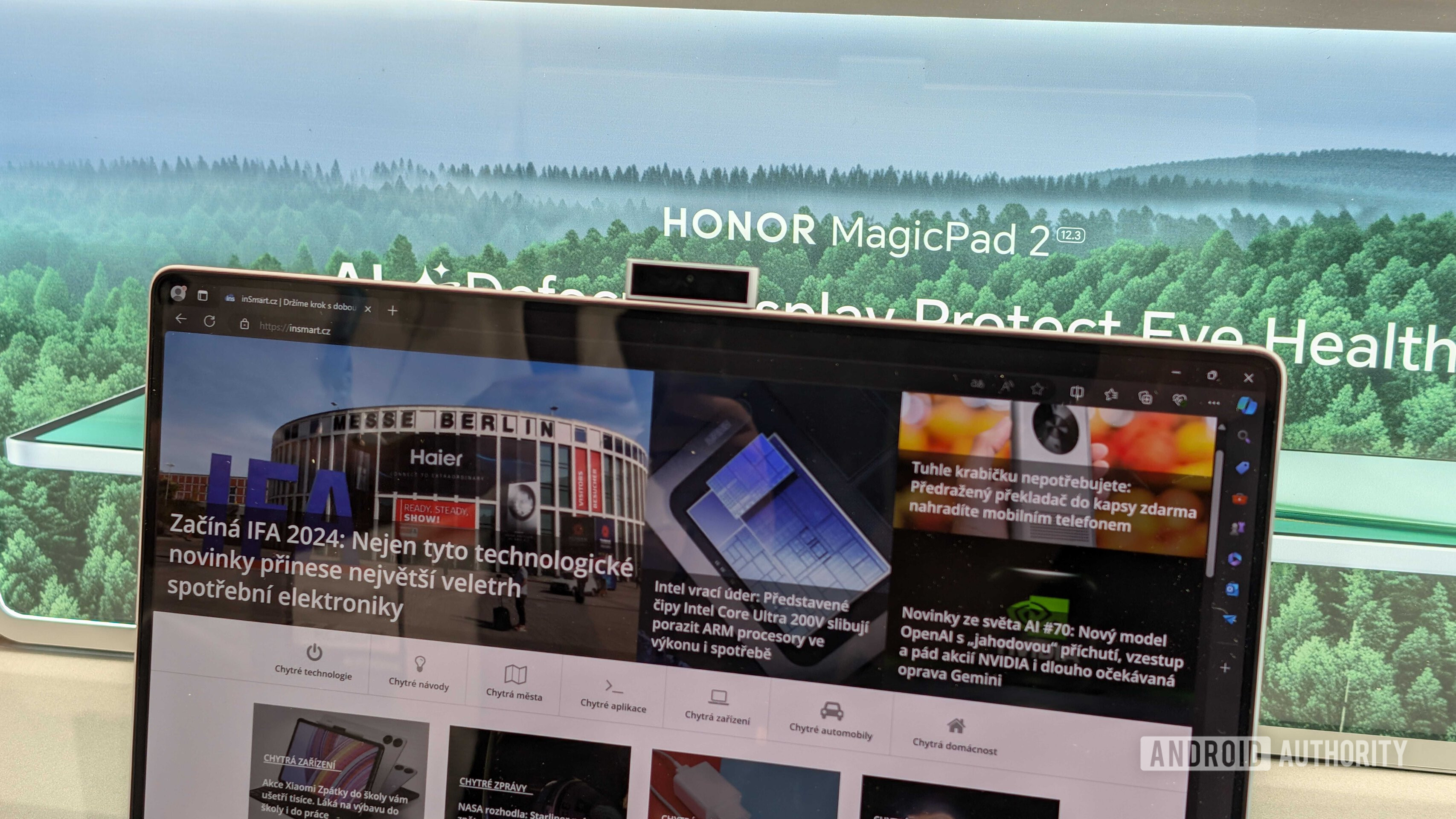 This new laptop has a detachable webcam because why not? - Android ...