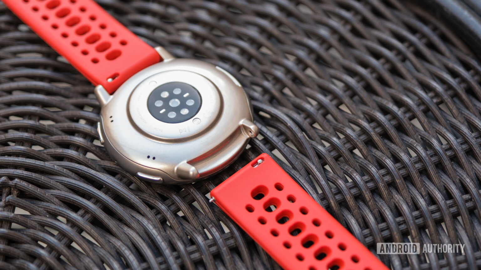 Google, Apple, Samsung: These are their watch bands with 