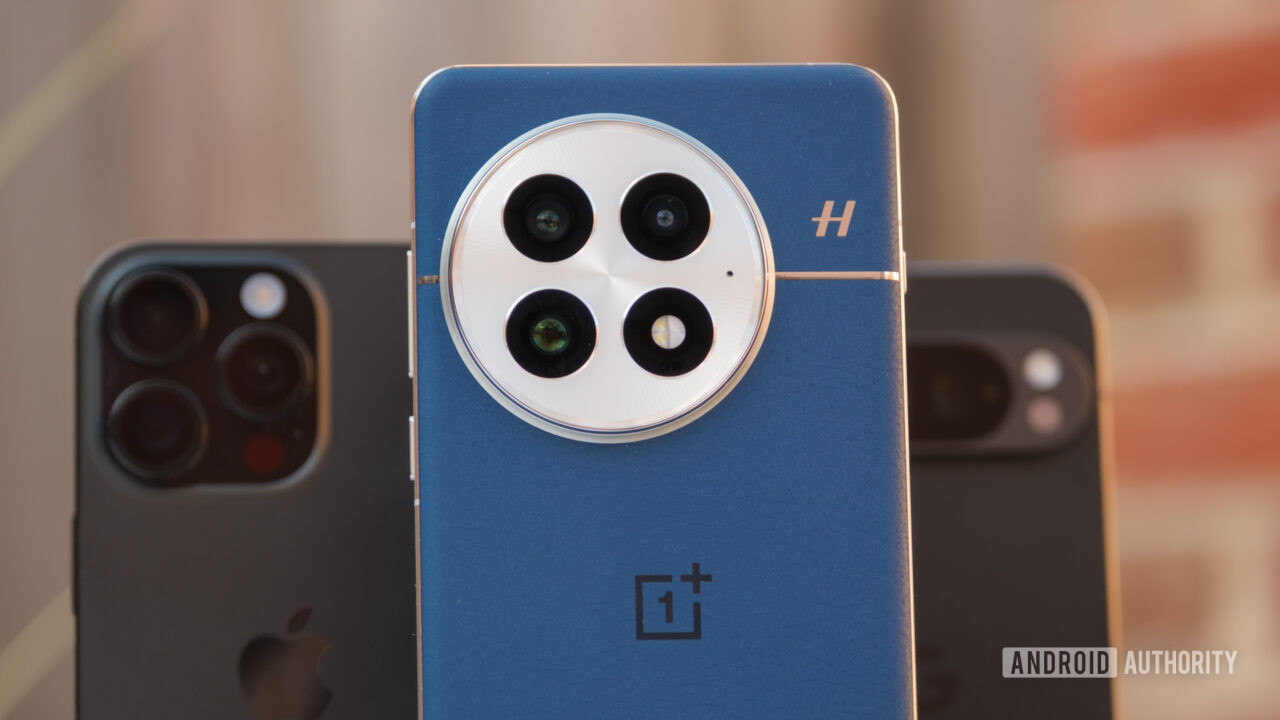 oneplus 9rt camera vs iphone 13