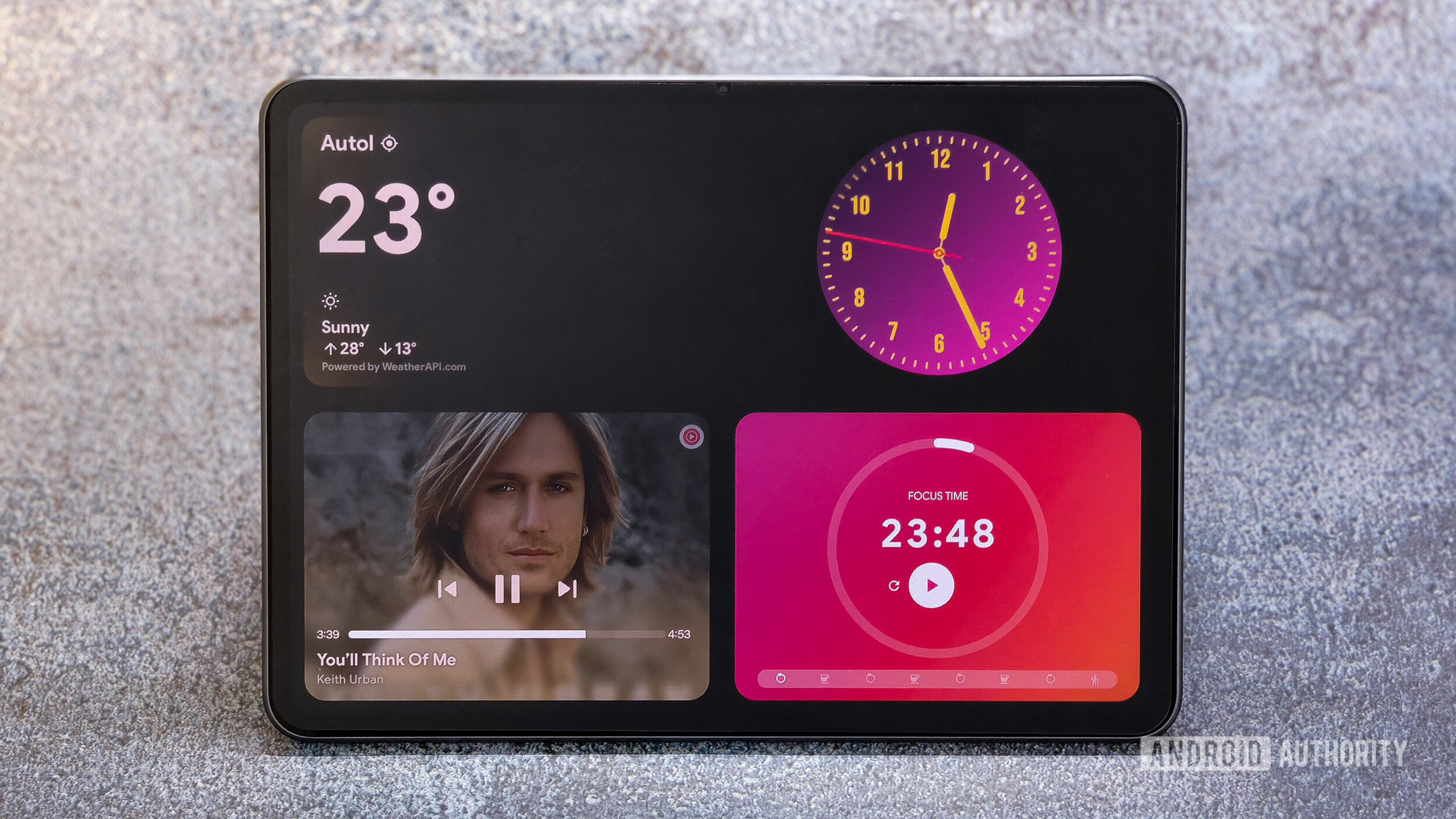 Android Standby Mode Pro large tablet screen