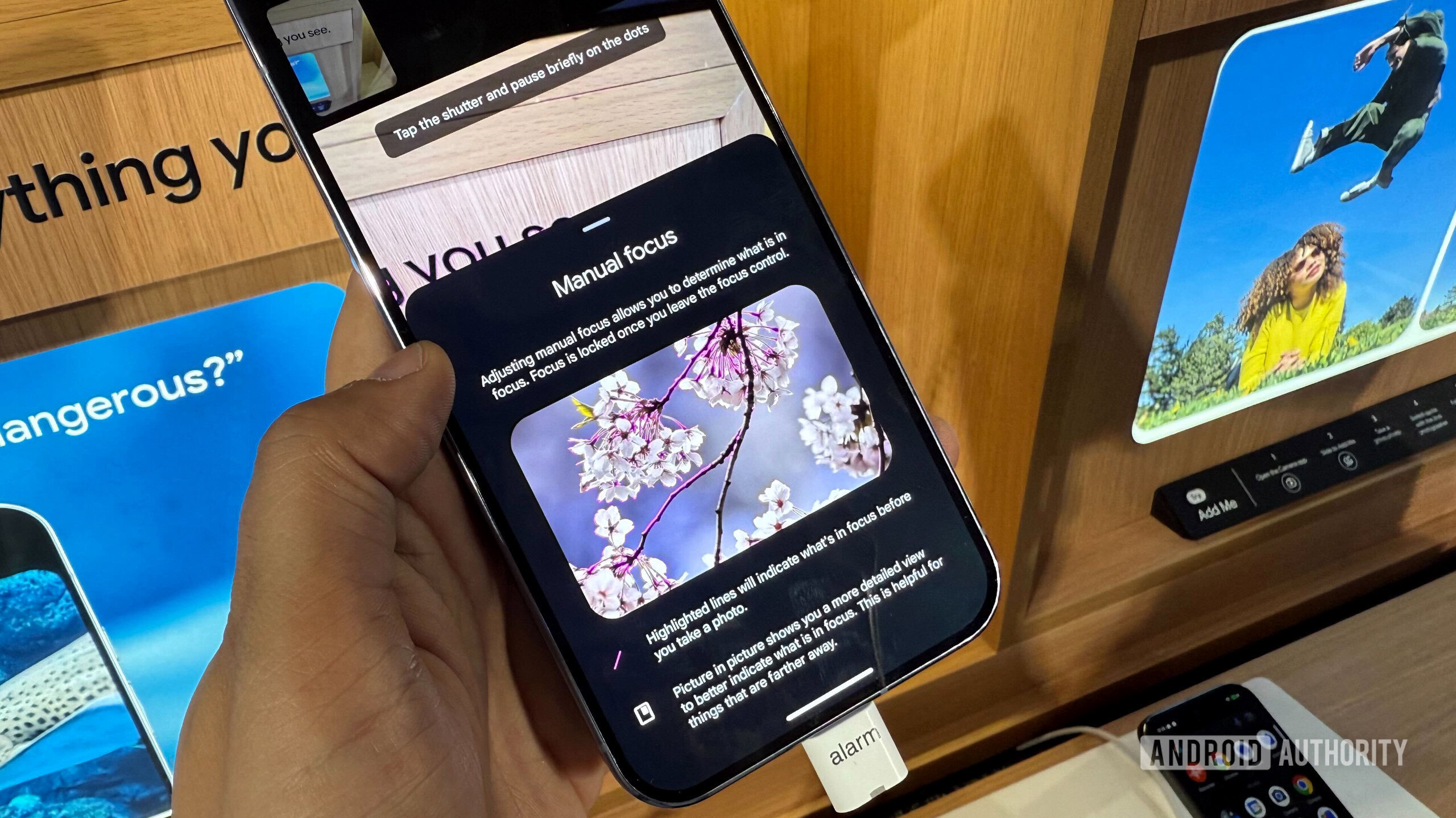 Google Pixel 10 manual focus in panorama mode
