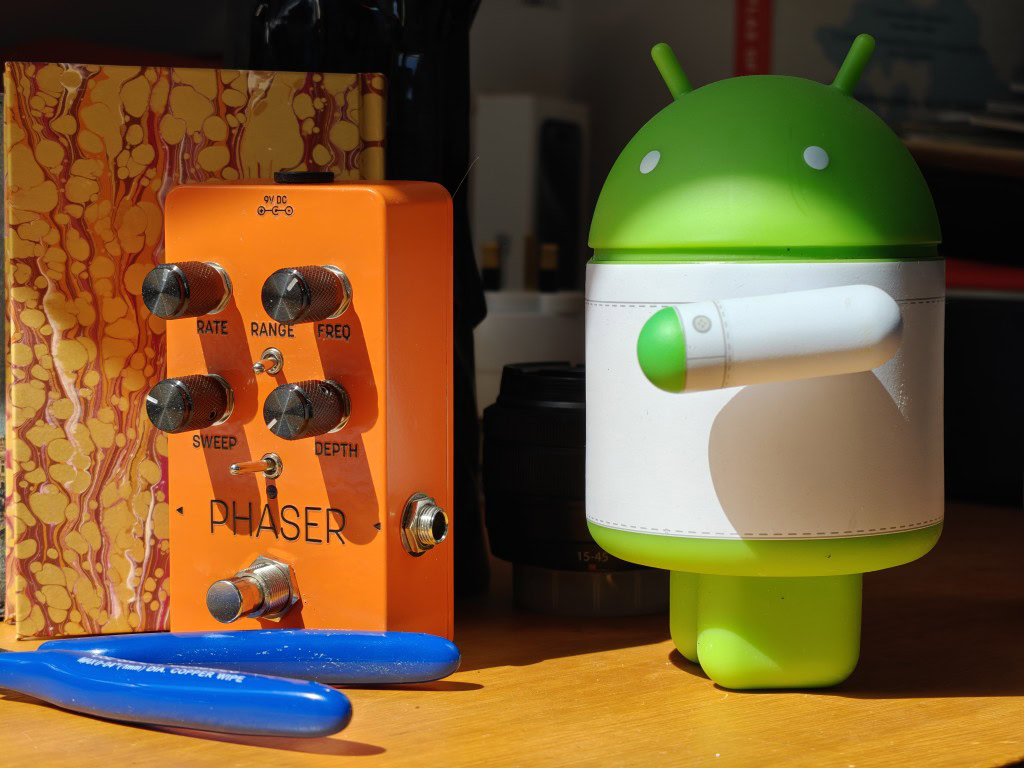 OnePlus 13 camera sample 3x zoom color