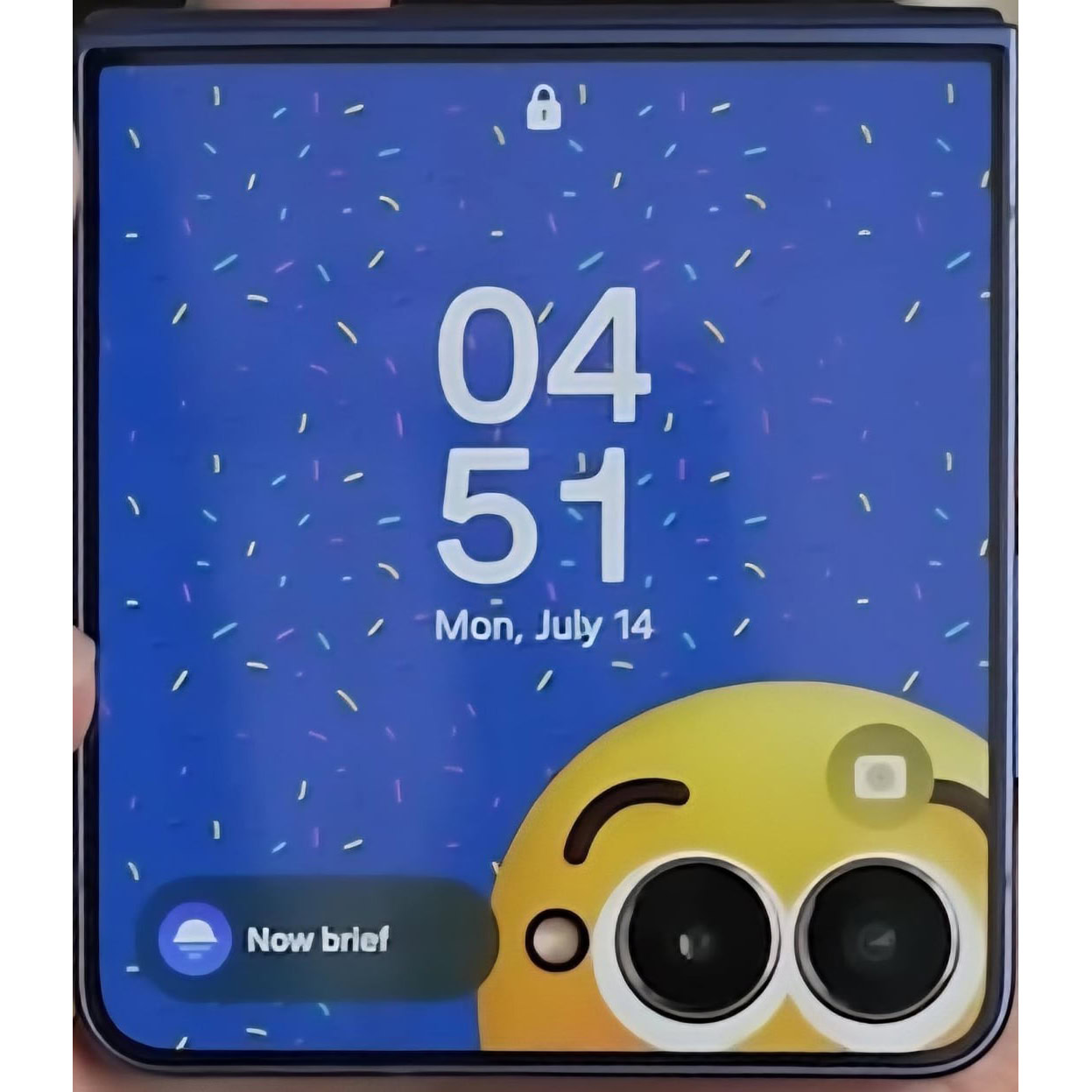 Samsung Galaxy Z Flip 7 minions despicable me cover screen wallpaper