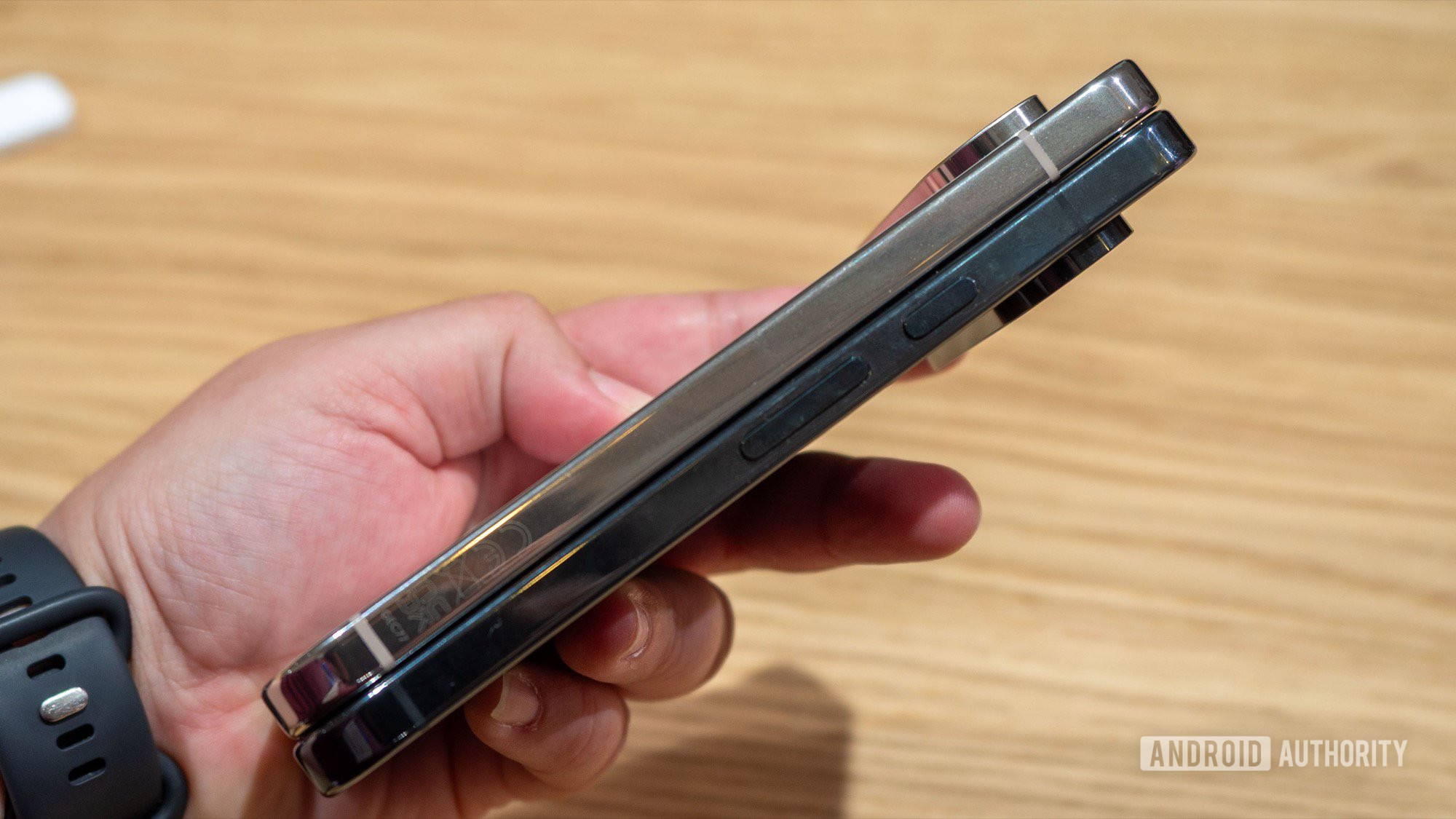 google pixel 10 pro obsidian vs pixel 9 pro porcelain side google pixel 10 pro obsidian vs pixel 9 pro porcelain side