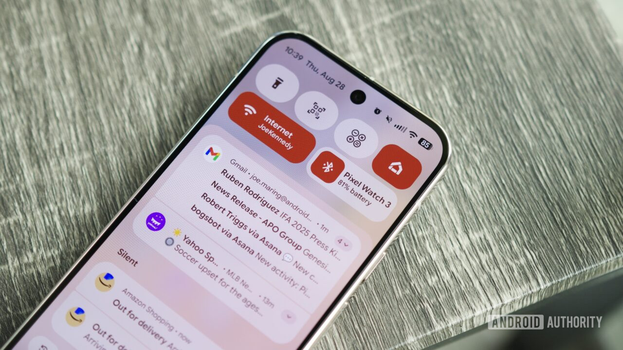 Here's how I made the perfect Quick Settings layout on the Pixel 10