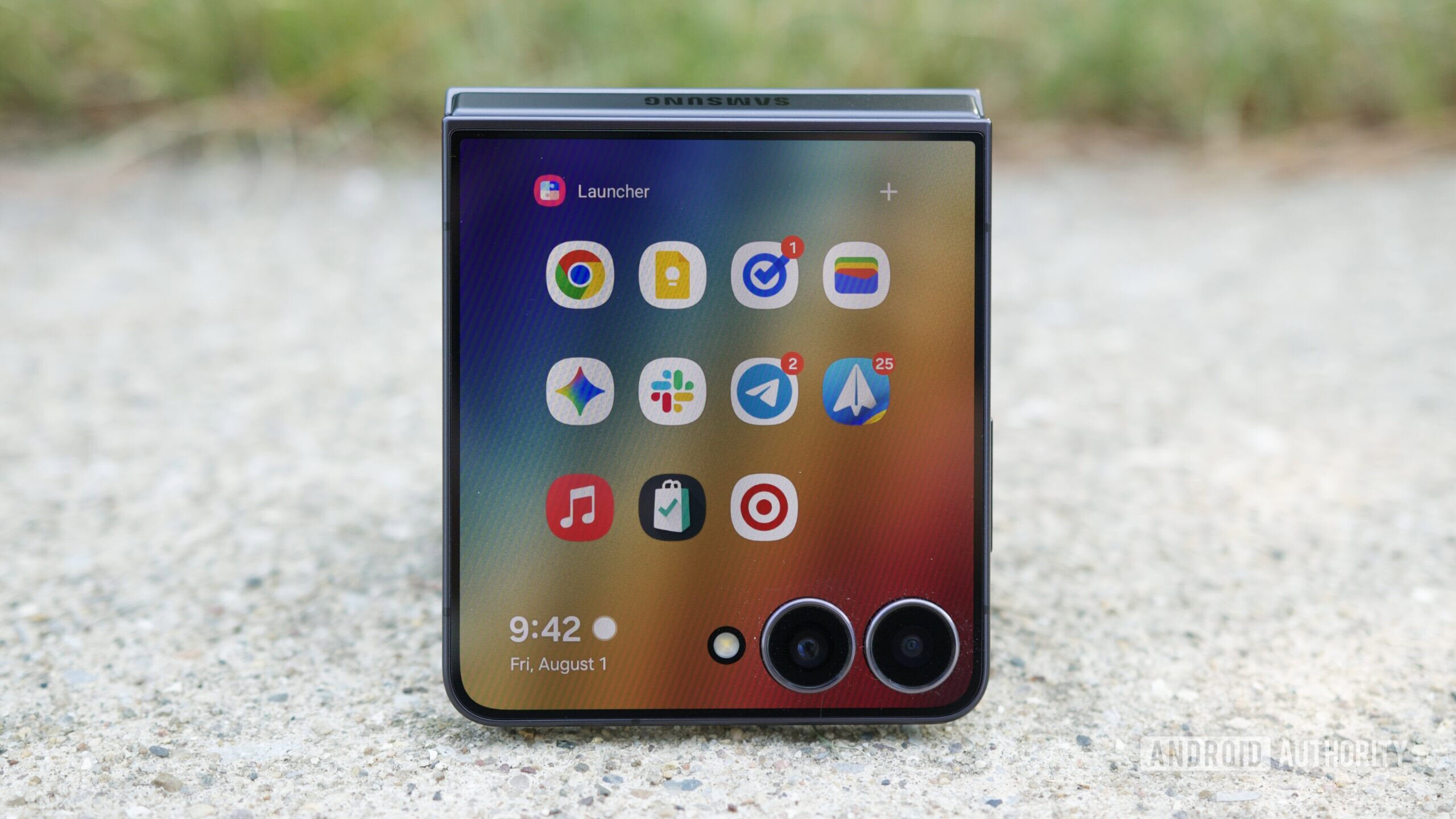 samsung galaxy z flip 7 review 12 Good Lock app launcher on the Galaxy Z Flip 7 cover screen.