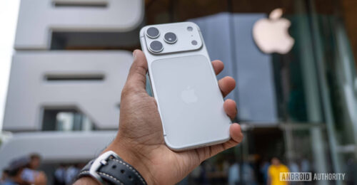 Apple and Intel will work together to manufacture chips in the US