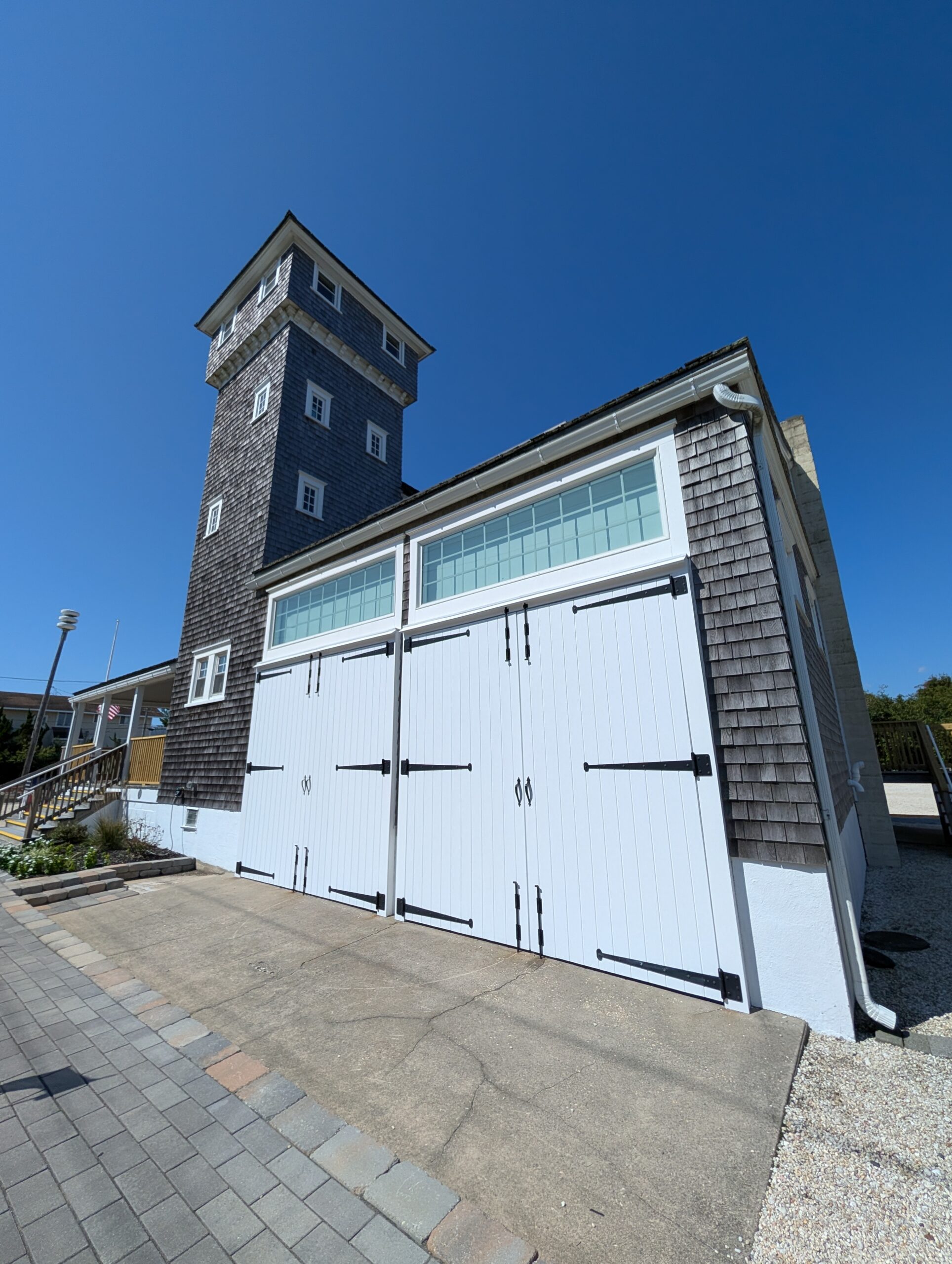 Google Pixel 10 Pro XL life saving station ultrawide