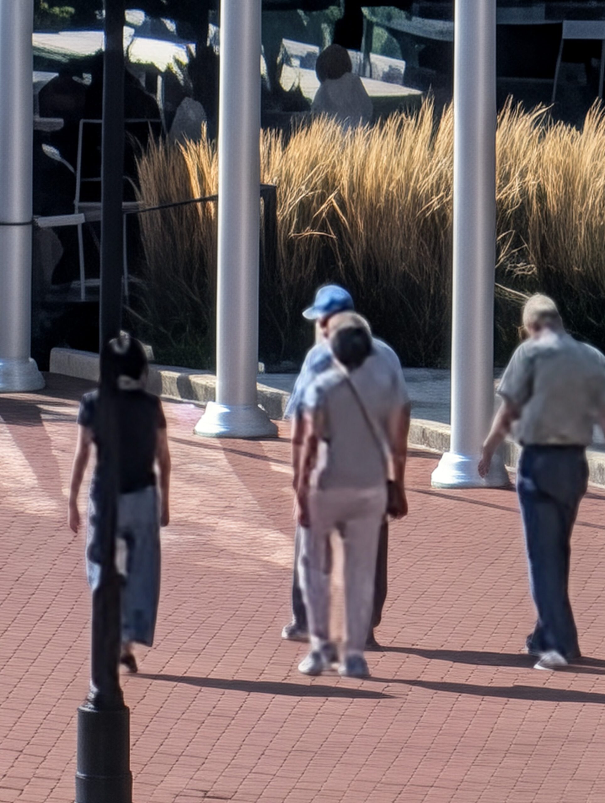 Google Pixel 10 Pro XL people 100x zoom