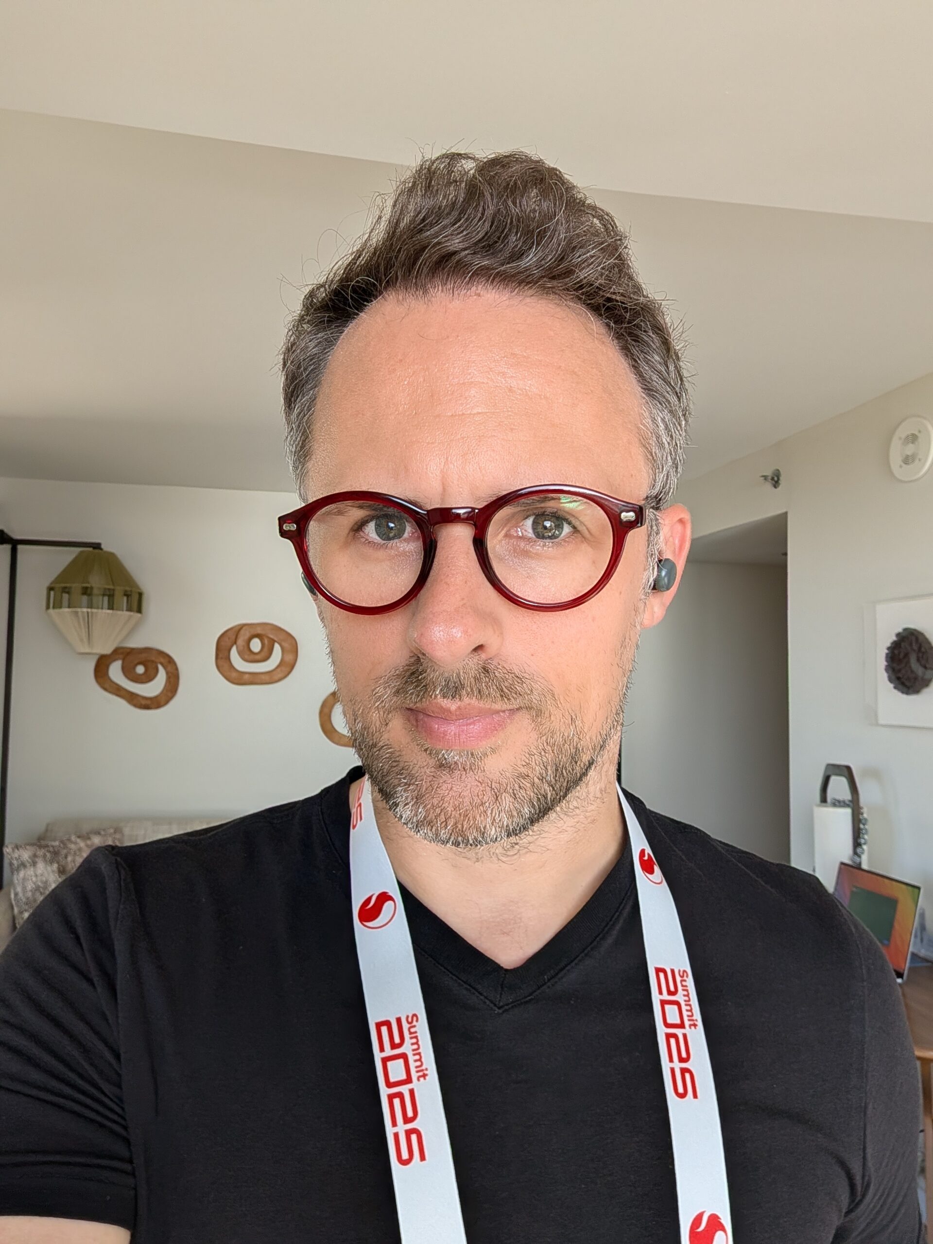 Pixel 10 Pro Selfie (1)