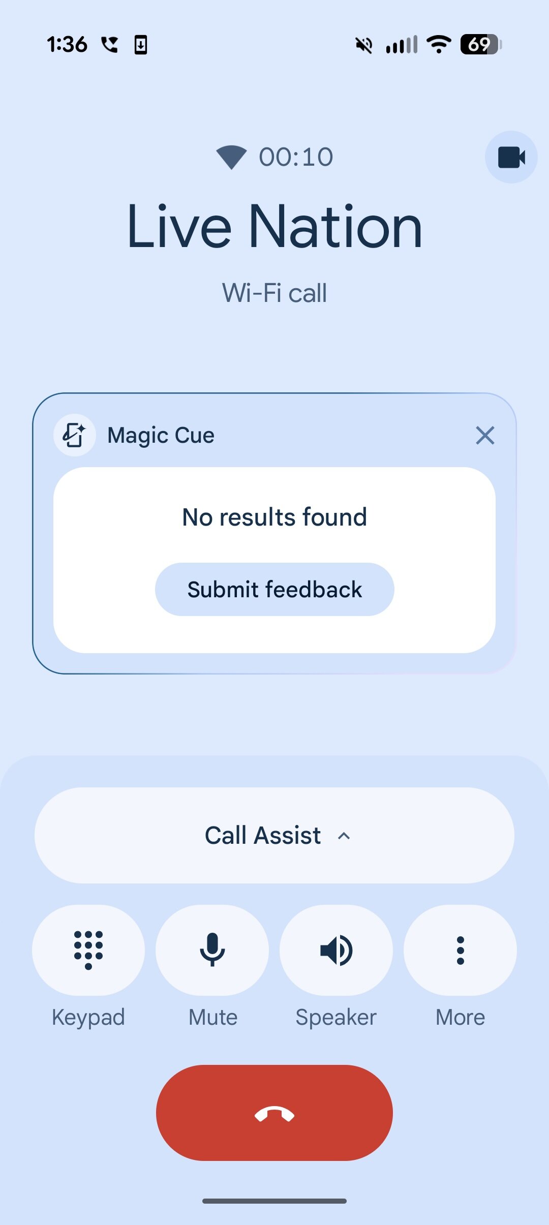 A screenshot of Magic Cue not displaying any information during a phone call.