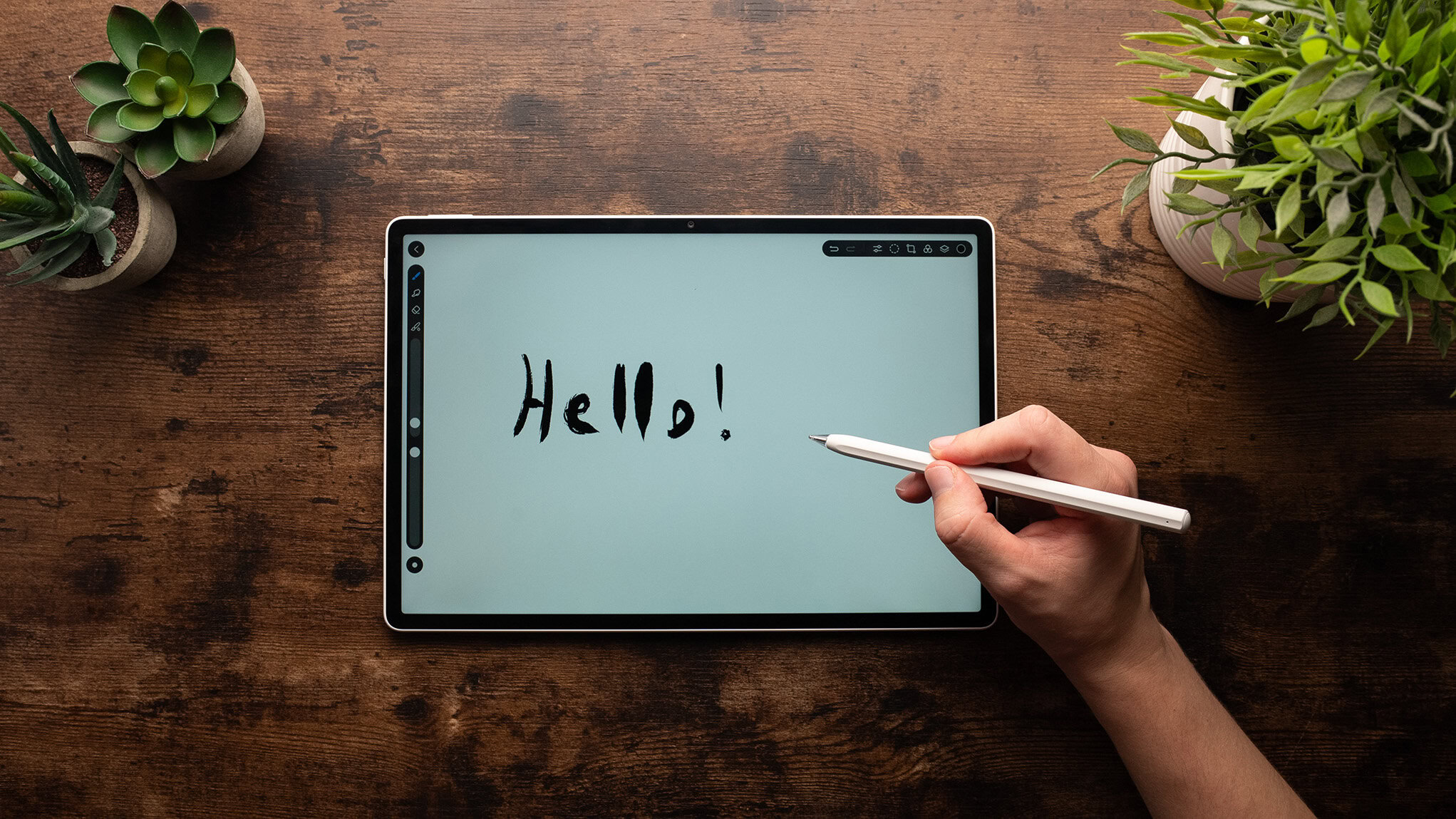 Huawei MatePad 12 X drawing with pen