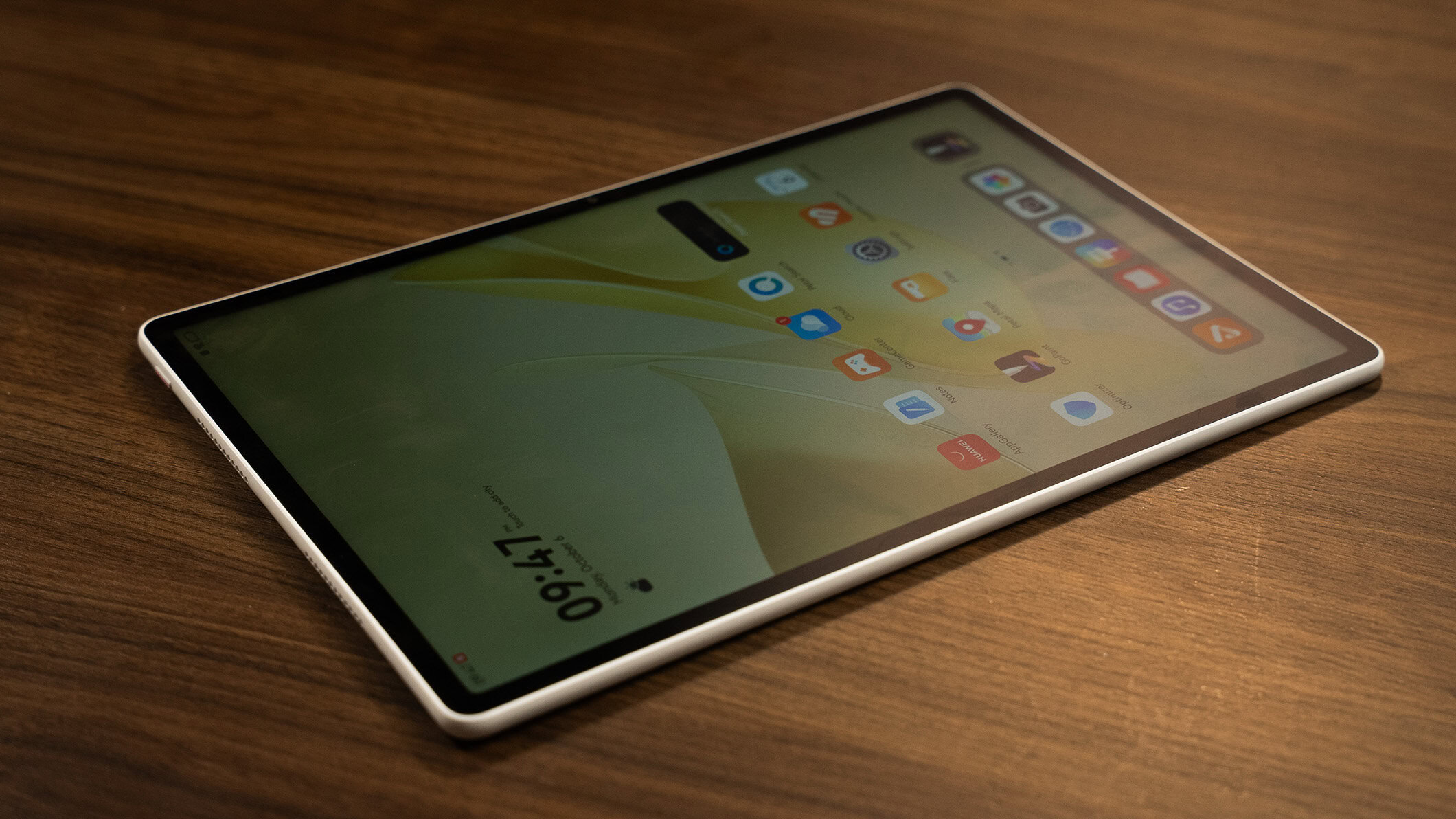 Huawei MatePad 12 X tablet on table