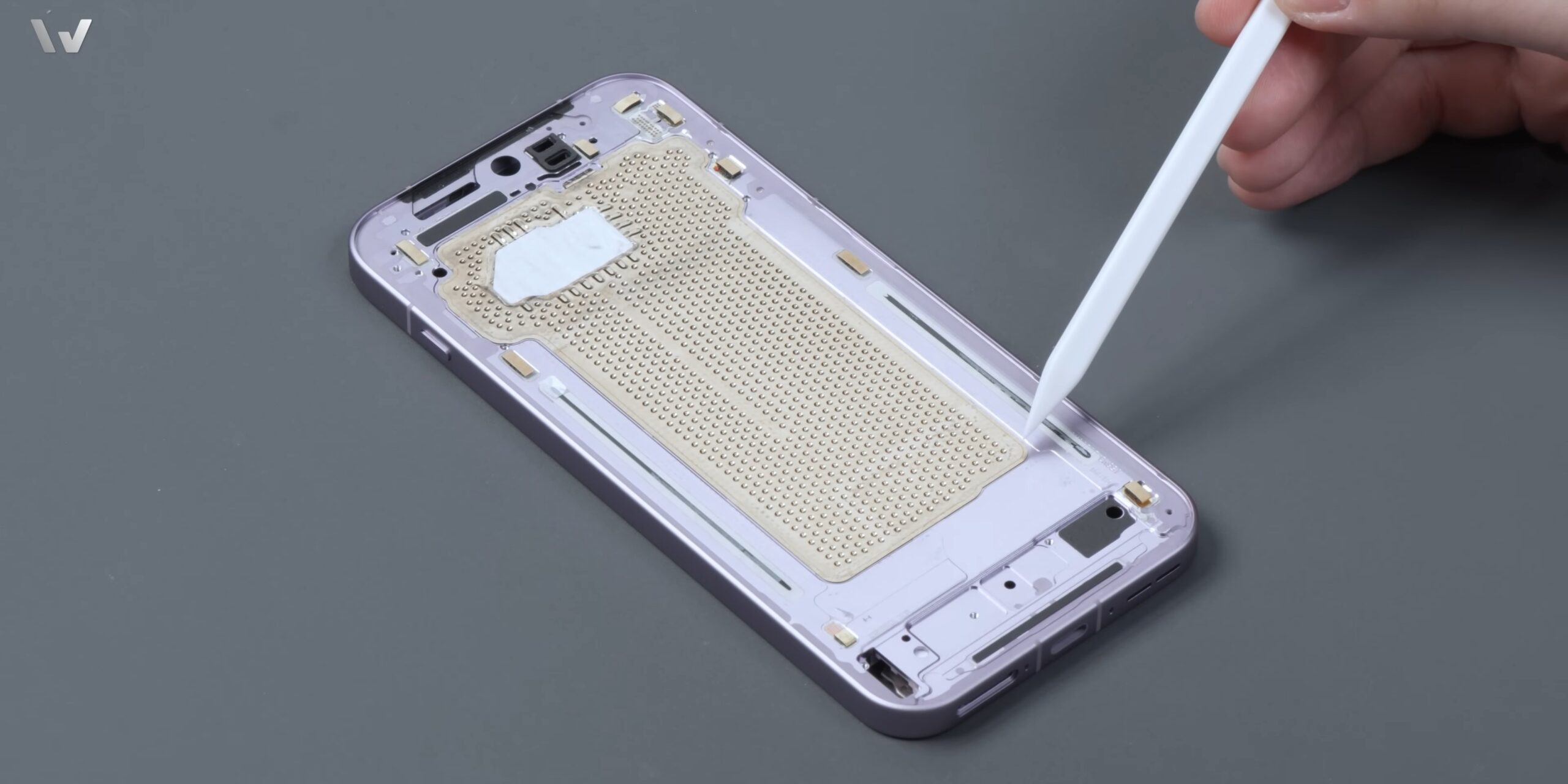 OnePlus 15 vapor chamber OnePlus 15 vapor chamber