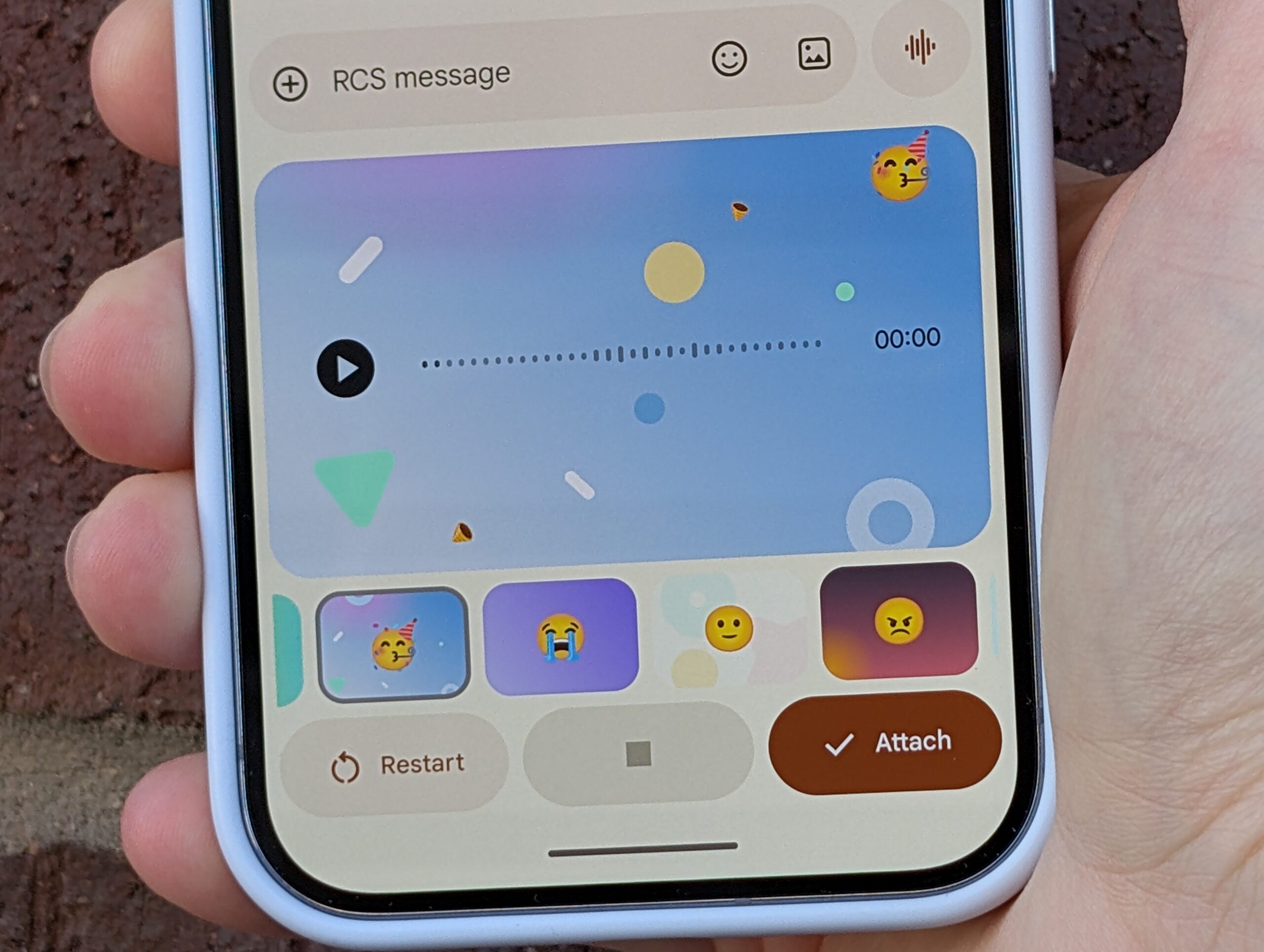 Voice message in Google Messages on Google Pixel 10 Pro Voice message in Google Messages on Google Pixel 10 Pro