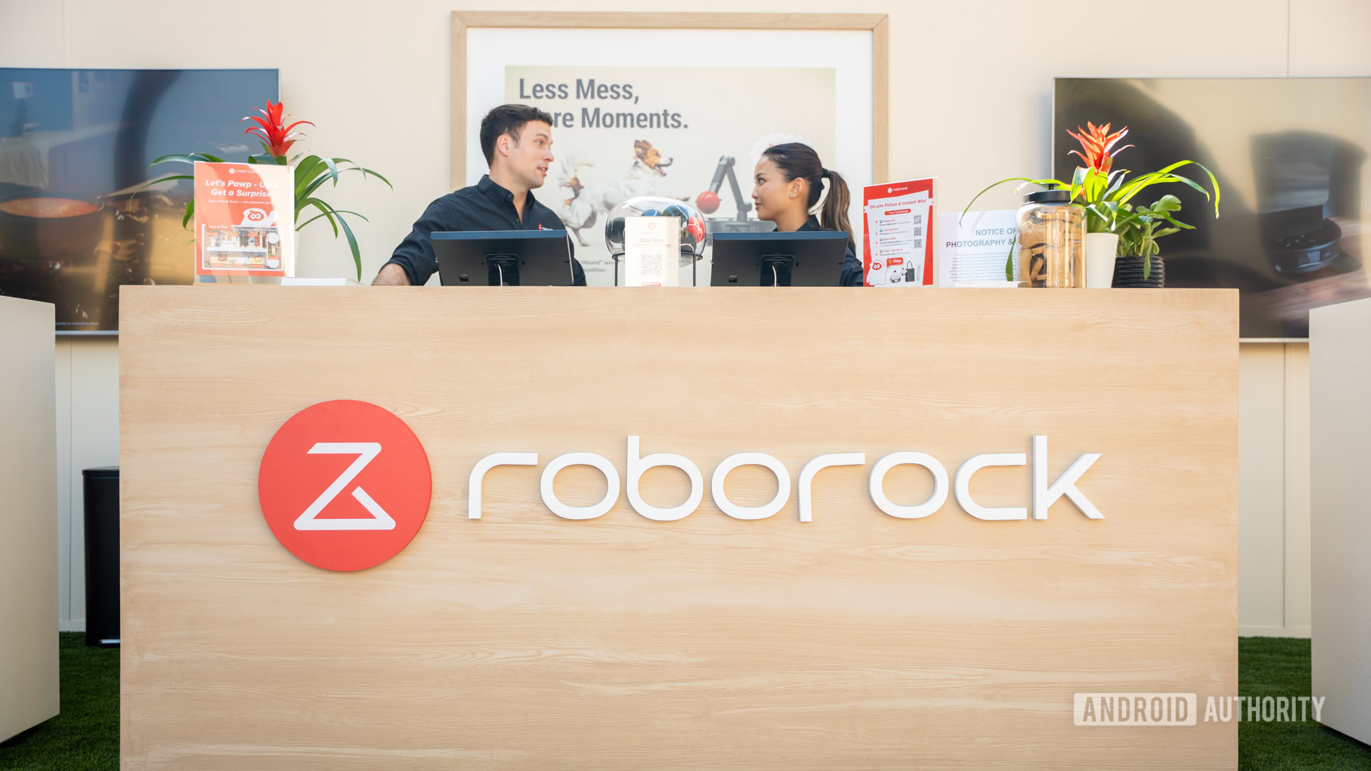Roborock logo at Newport Beach event 9