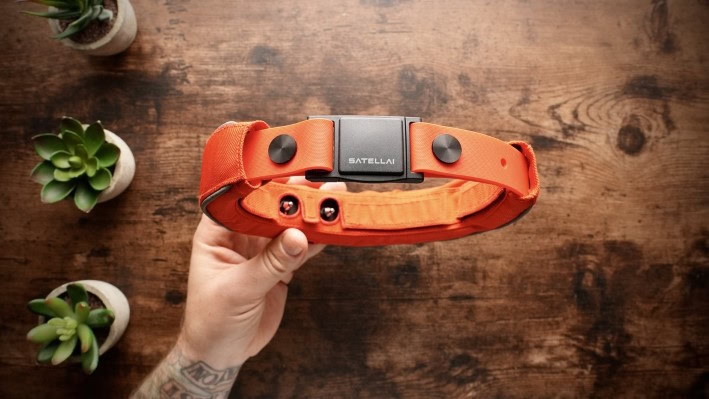 Satellai 8 Satellai 8