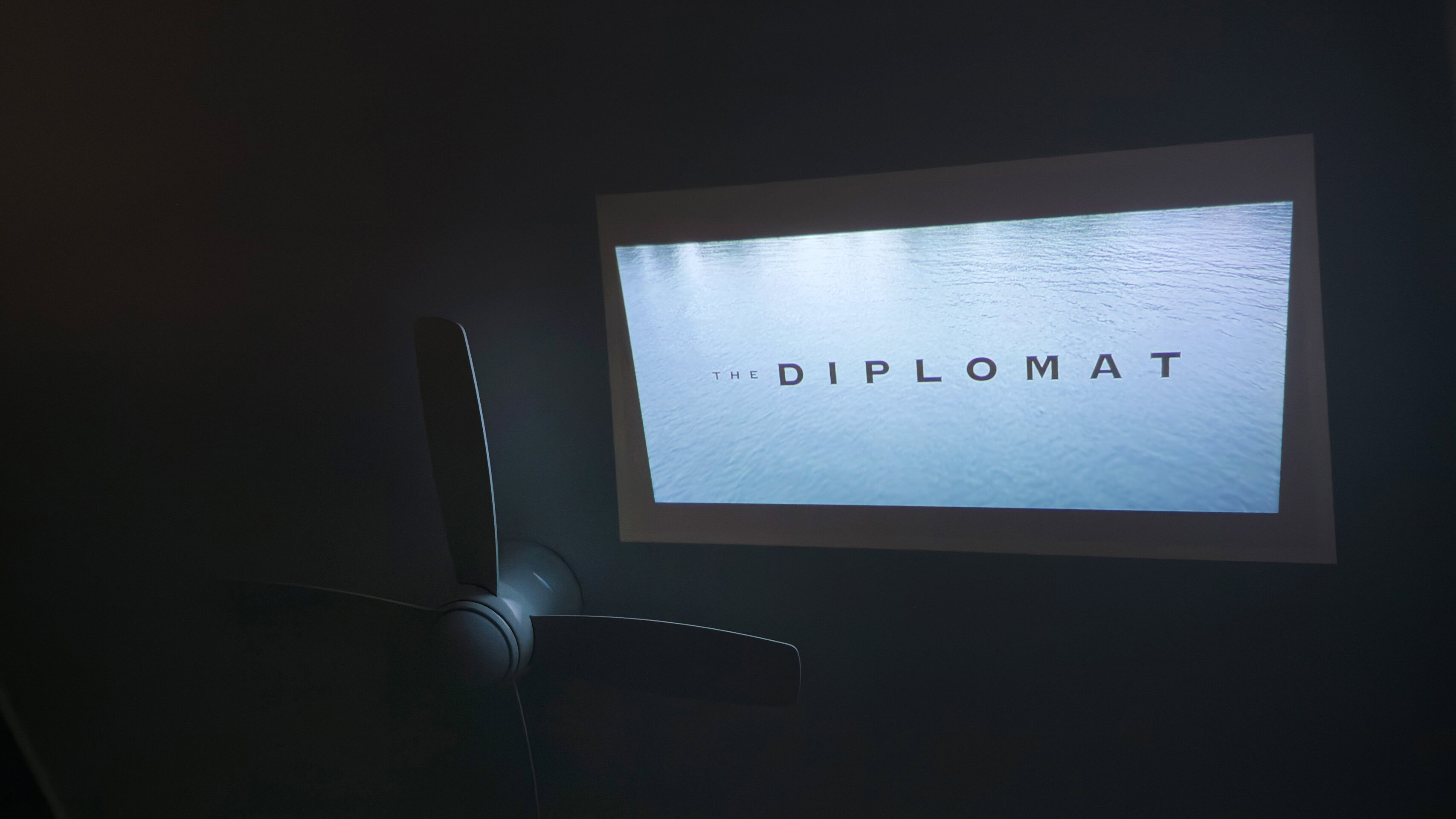 XGIMI Mogo 4 Ceiling A user watches a Netflix show on the ceiling using the XGIMI Mogo.