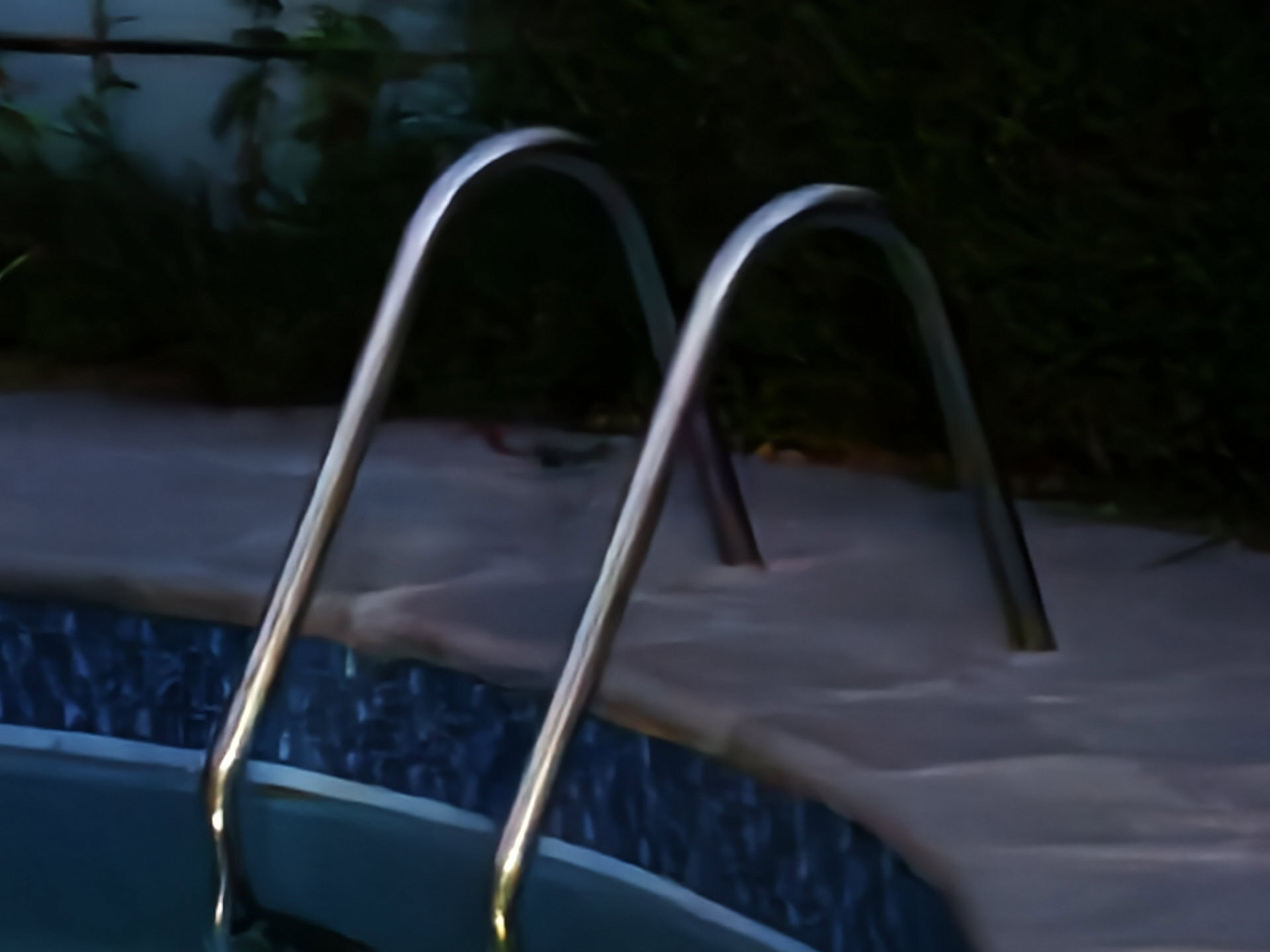 vivo X300 Pro extreme darkness 170mm without lens