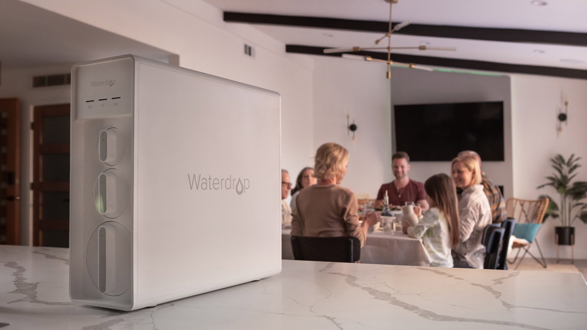 This Black Friday, invest in safe, healthy drinking water with Waterdrop Filter