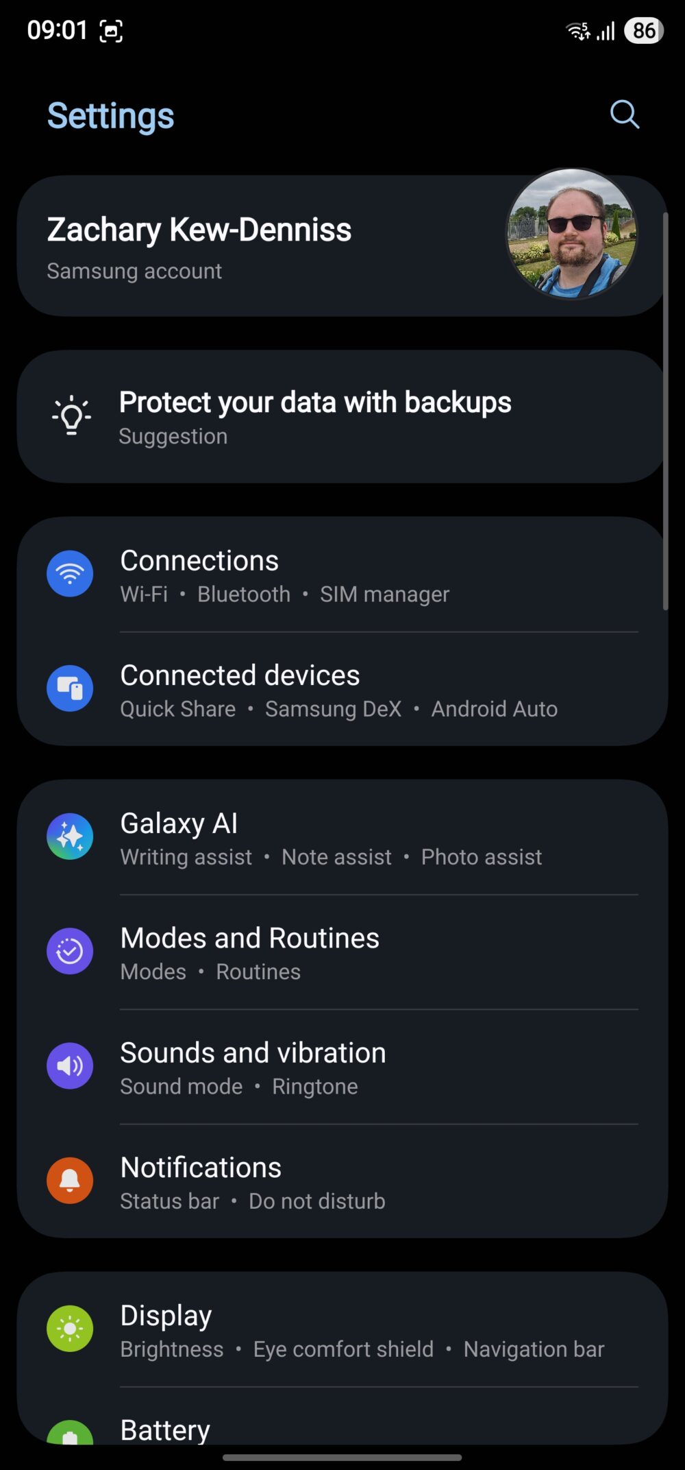 Leaked One UI 8.5 build for Galaxy S24 Ultra shows off new UI