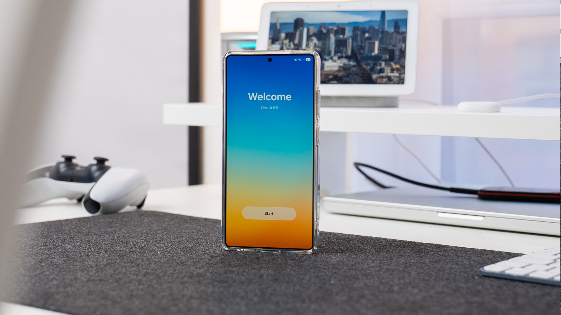 One UI 8.5 Splash screen stood up One UI 8.5 Splash screen stood up