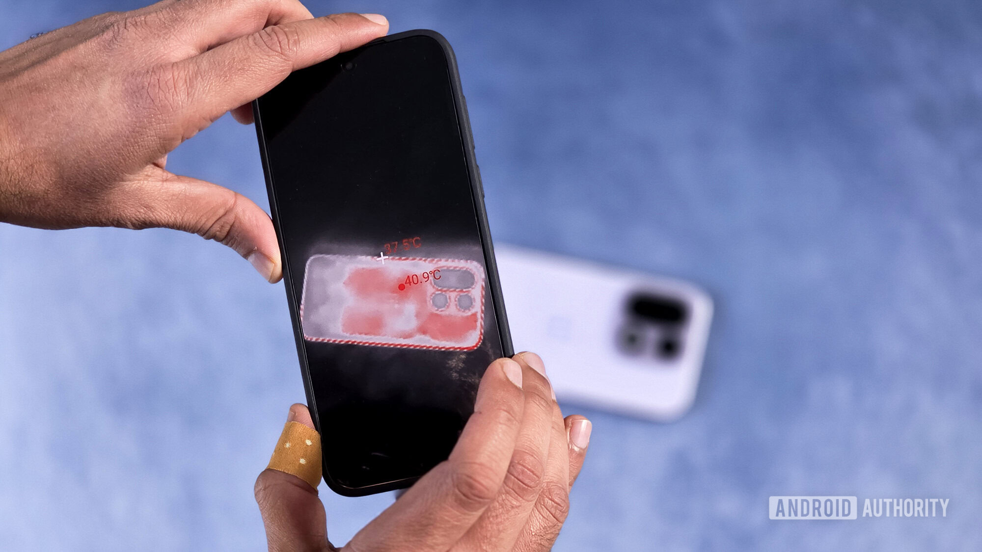 OnePlus 15 Wildlife Extreme temperature after update