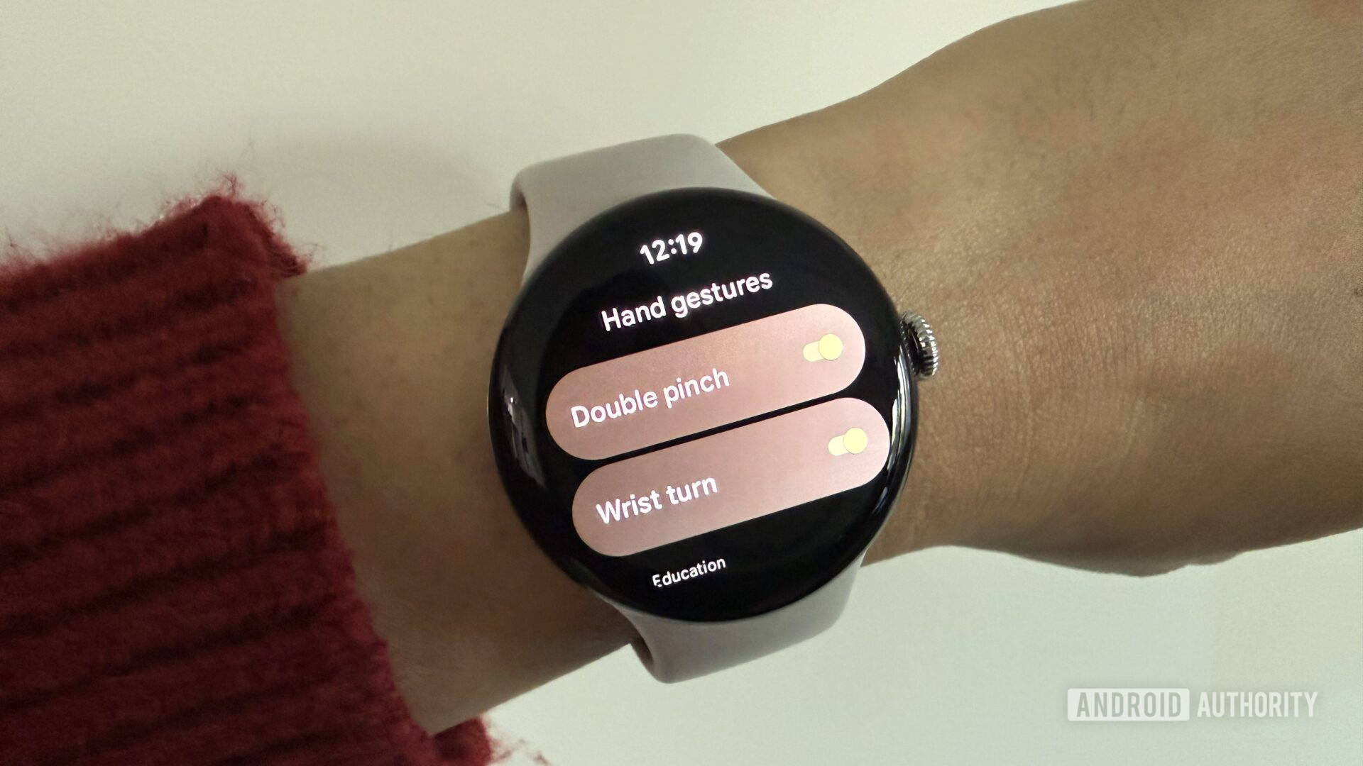 How to use Pixel Watch 4's new gestures (and what actually works)
