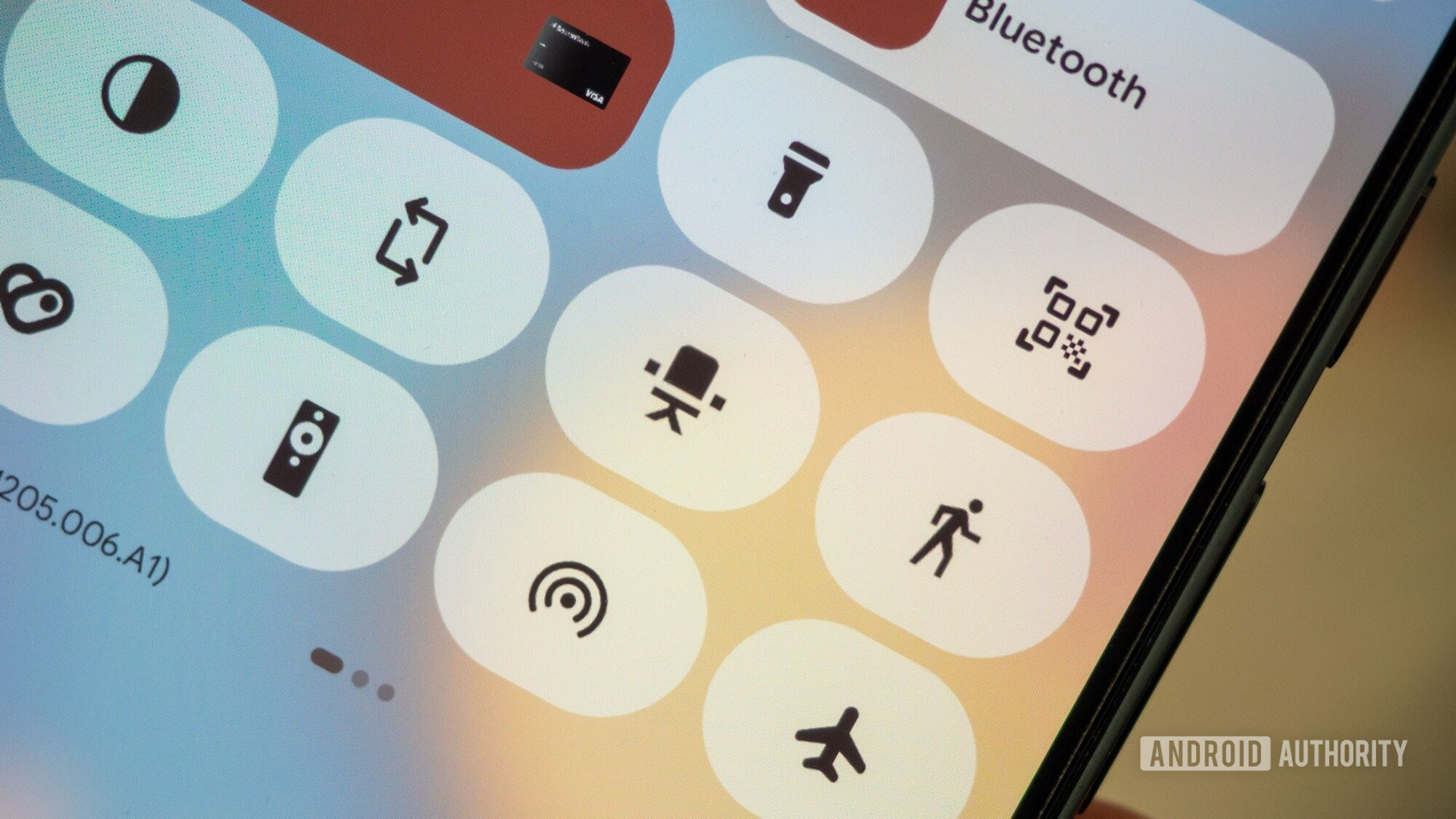 phone showing android 16 quick settings home assistant sit stand desk toggles phone showing android 16 quick settings home assistant sit stand desk toggles