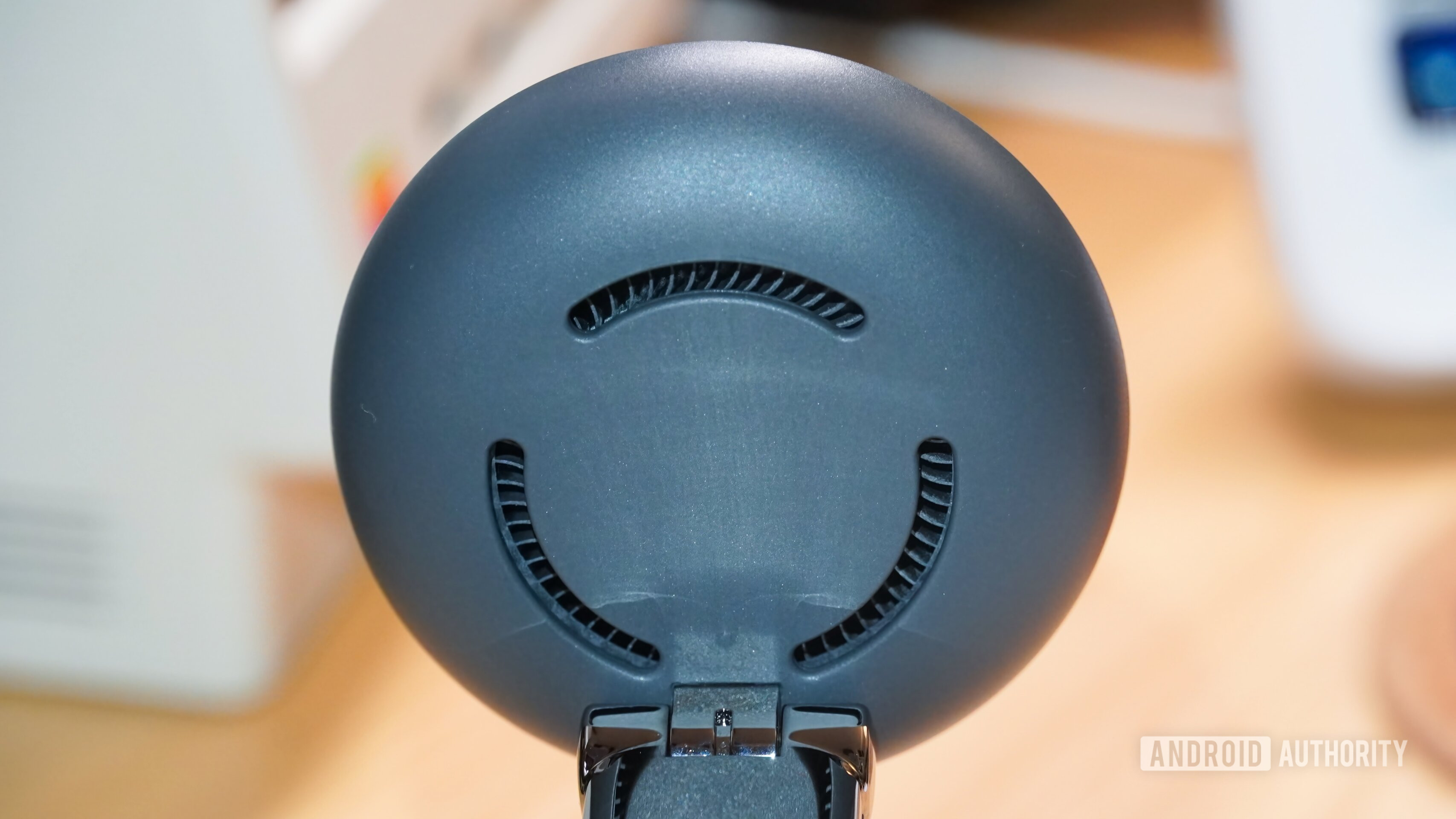 Belkin UltraCharge Cooling Fan 6