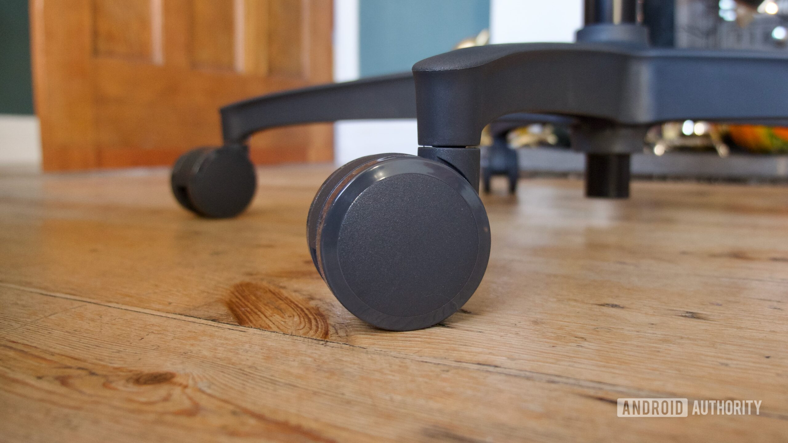 LiberNovo Omni wheels