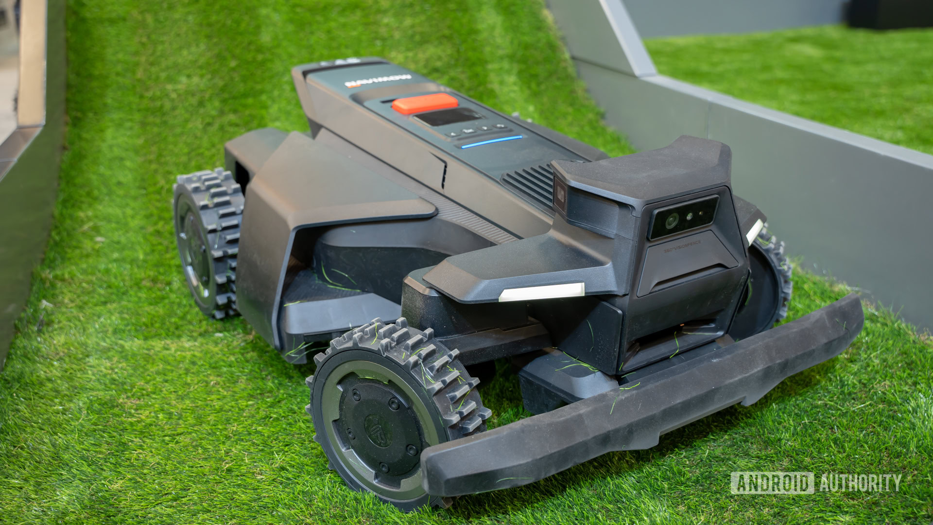 Navimow X Series robot lawn mower 4 Navimow X Series robot lawn mower 4