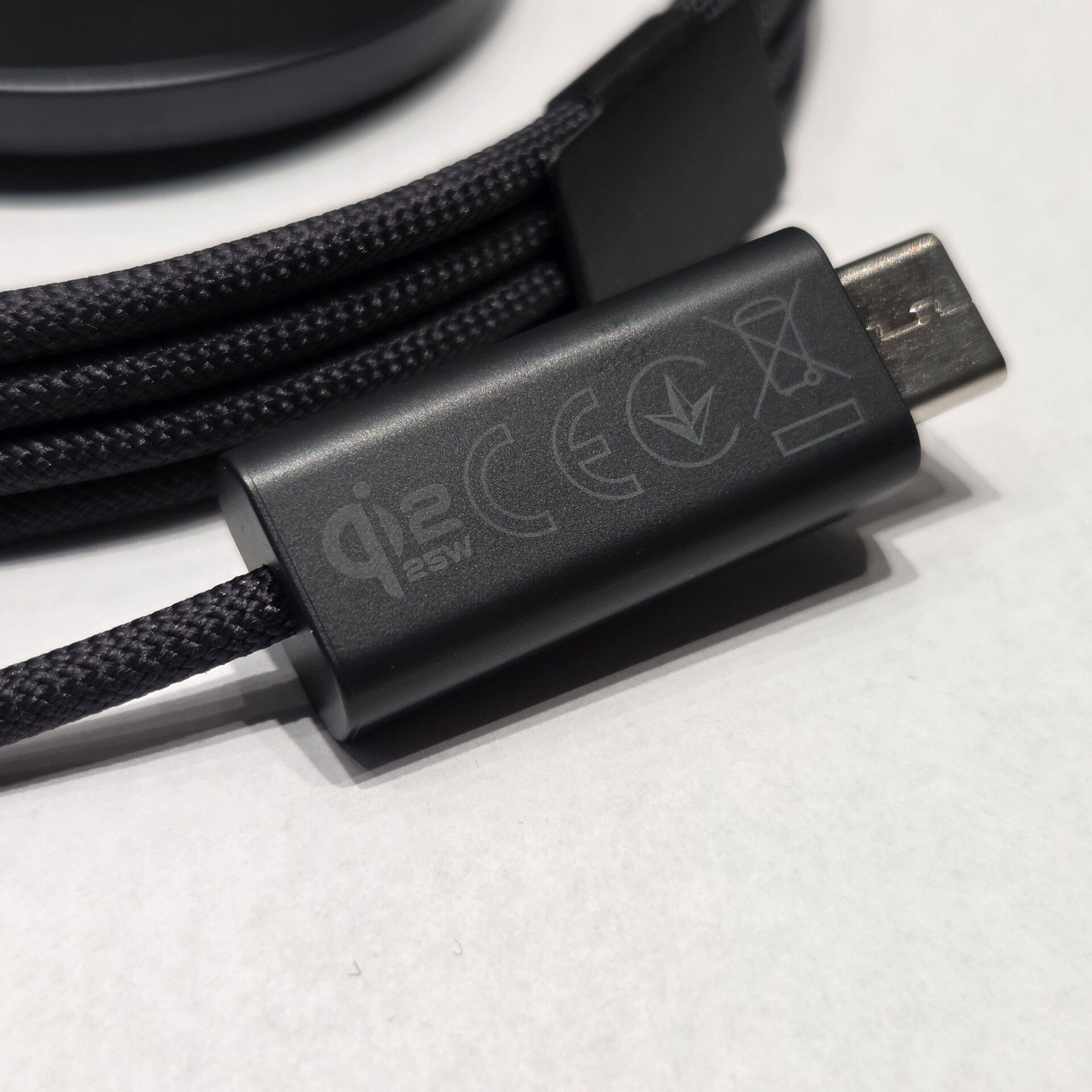 Samsung Magnetic Wireless Charger 25 Watts 3