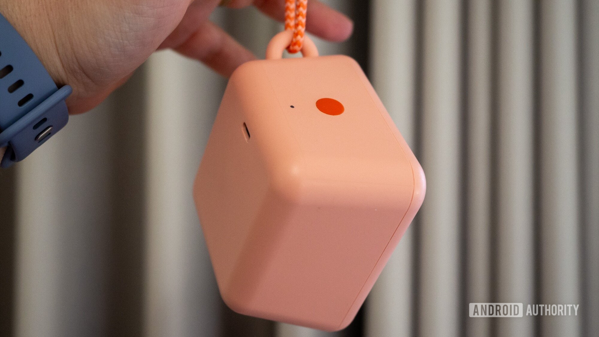 ikea vappeby portable bluetooth speaker 02