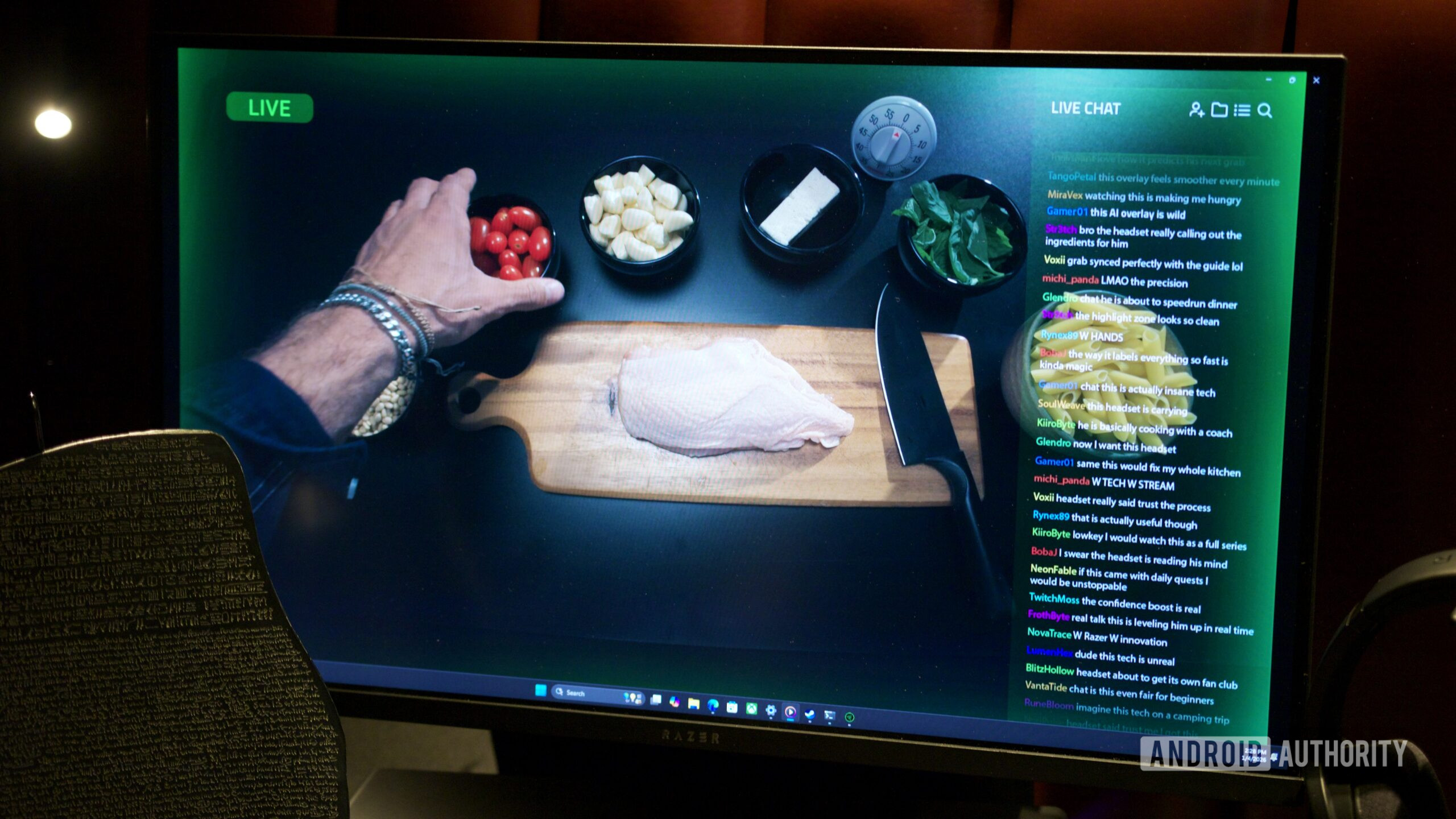 Demo video of Razer Project Motoko headphones.