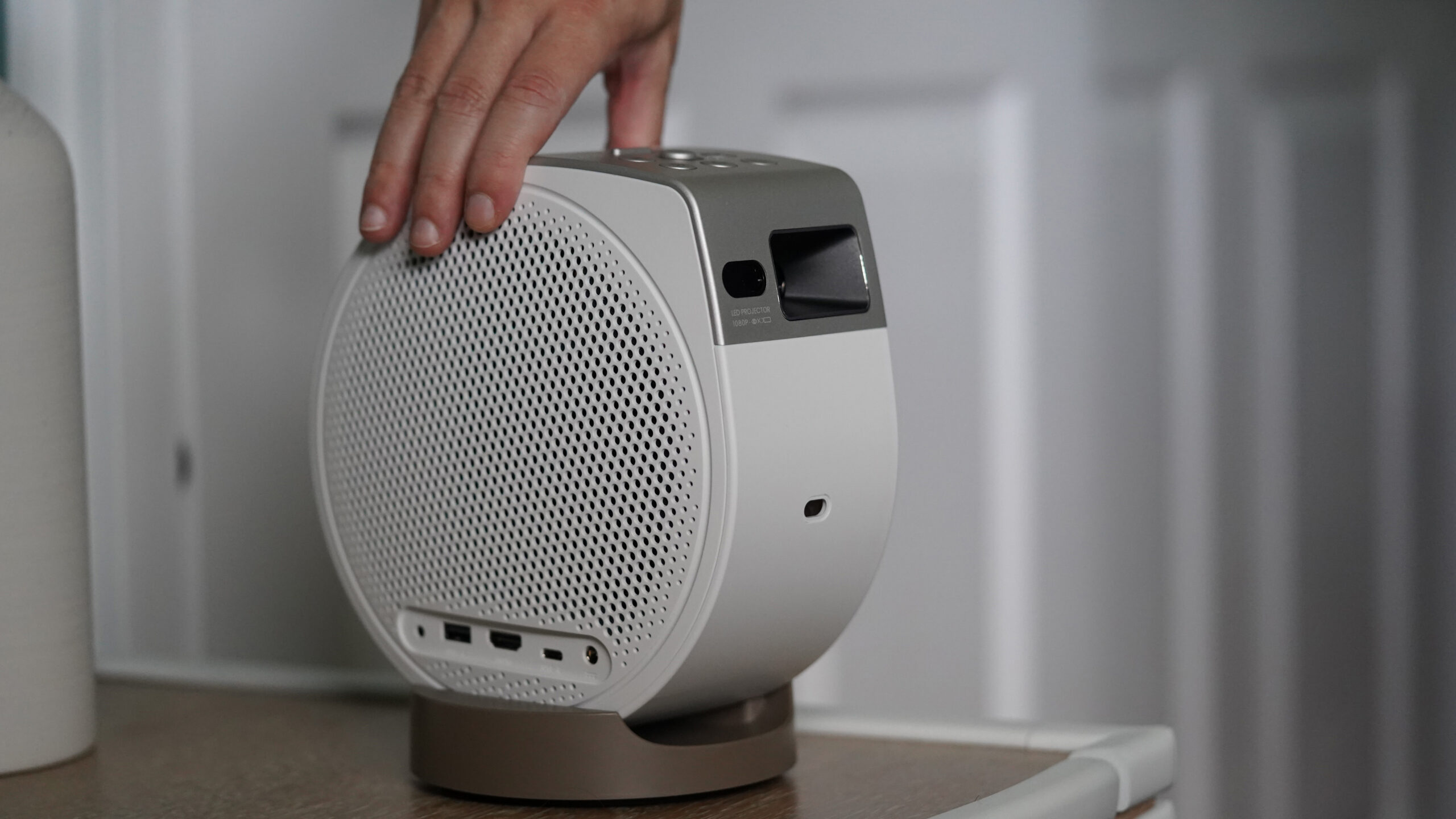 BenQ GV32 Twist Stand