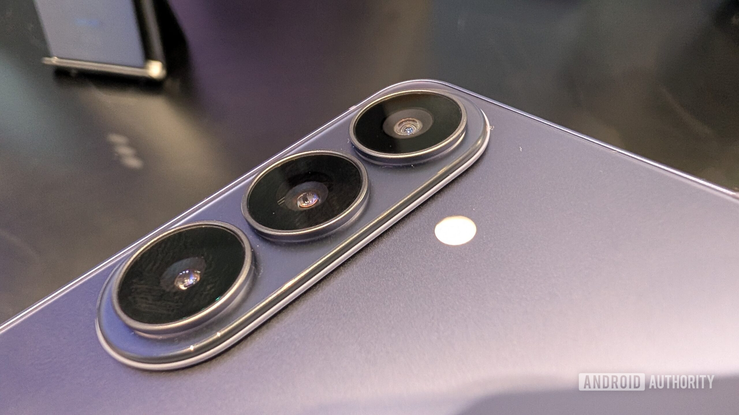 Samsung might just invest in Galaxy camera hardware upgrades (eventually)