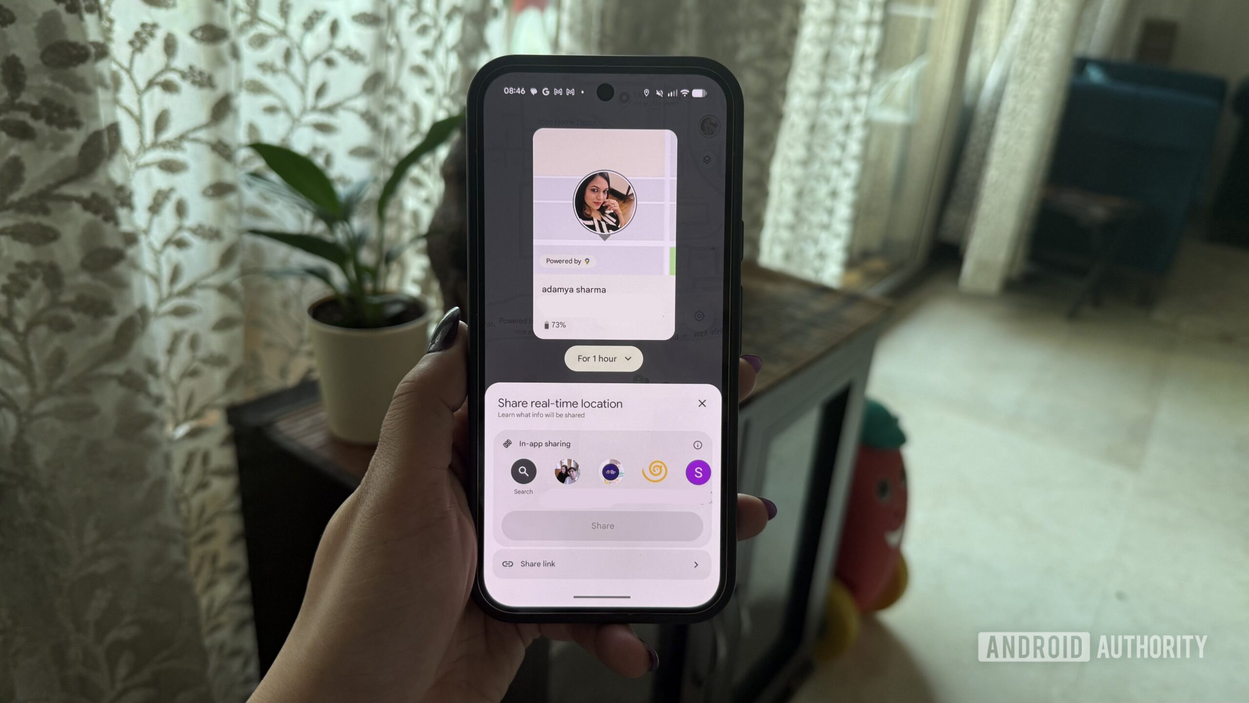 First look: Google Messages is finally catching up with live location sharing
